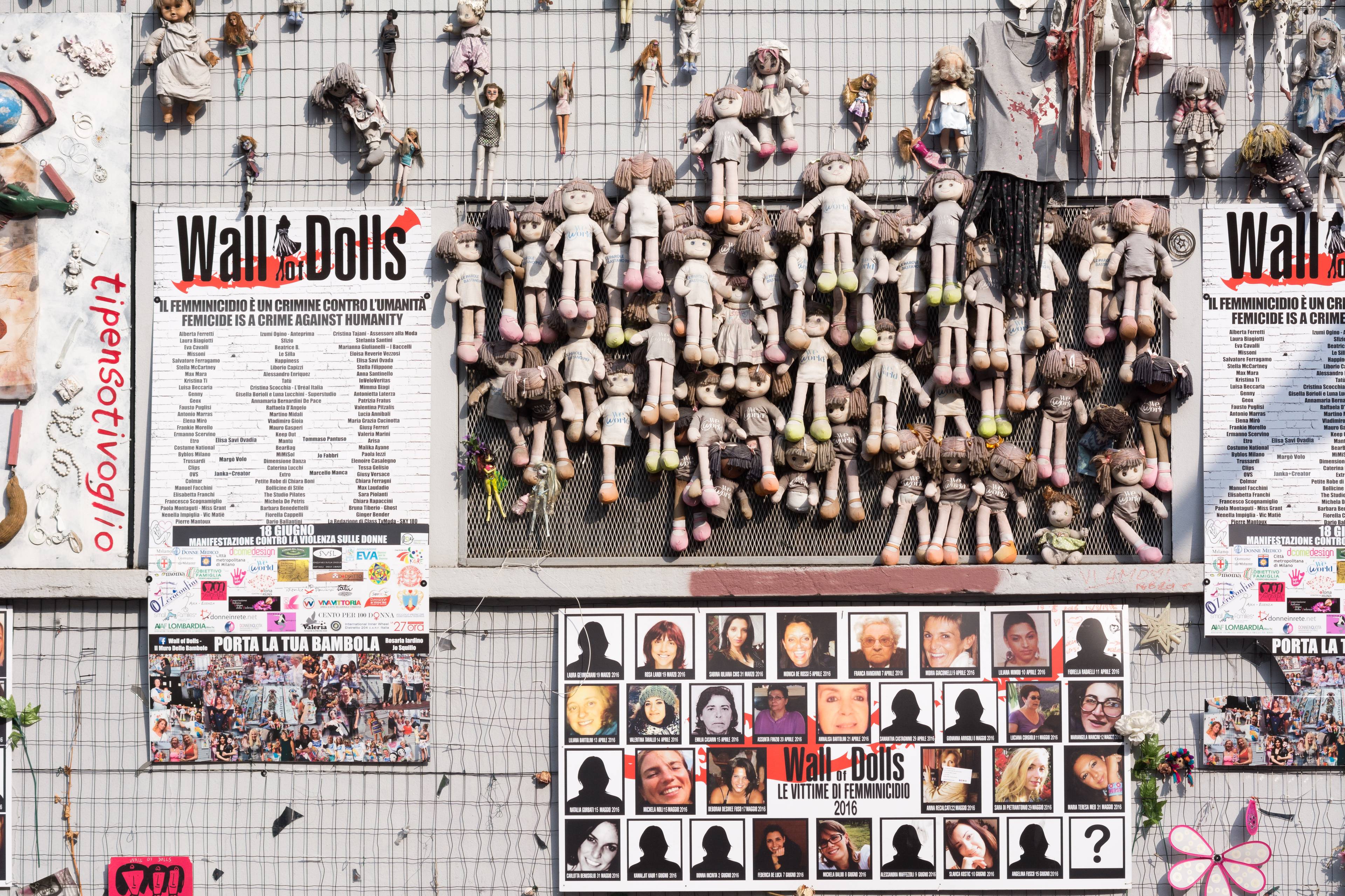 muro delle bambole milano