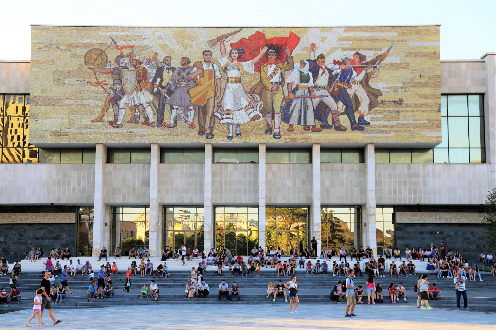 Murales street art a Tirana in Albania