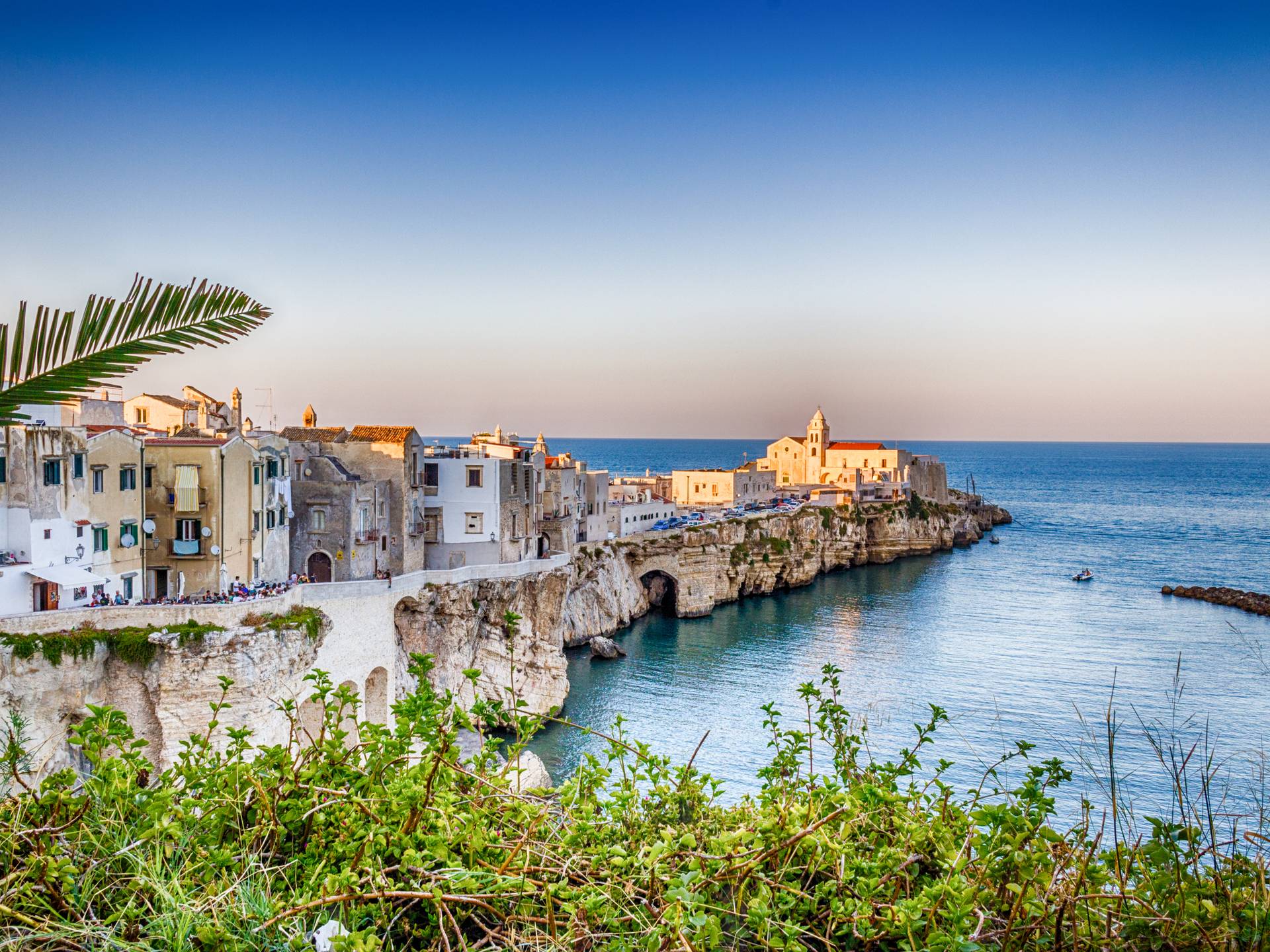 Gran tour della Puglia cover