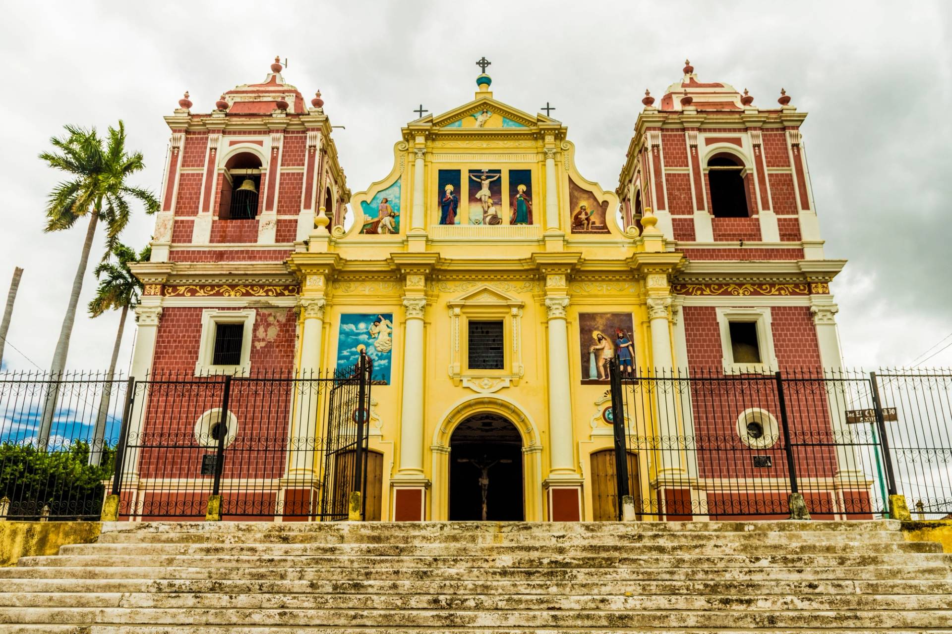 church lion nicaragua