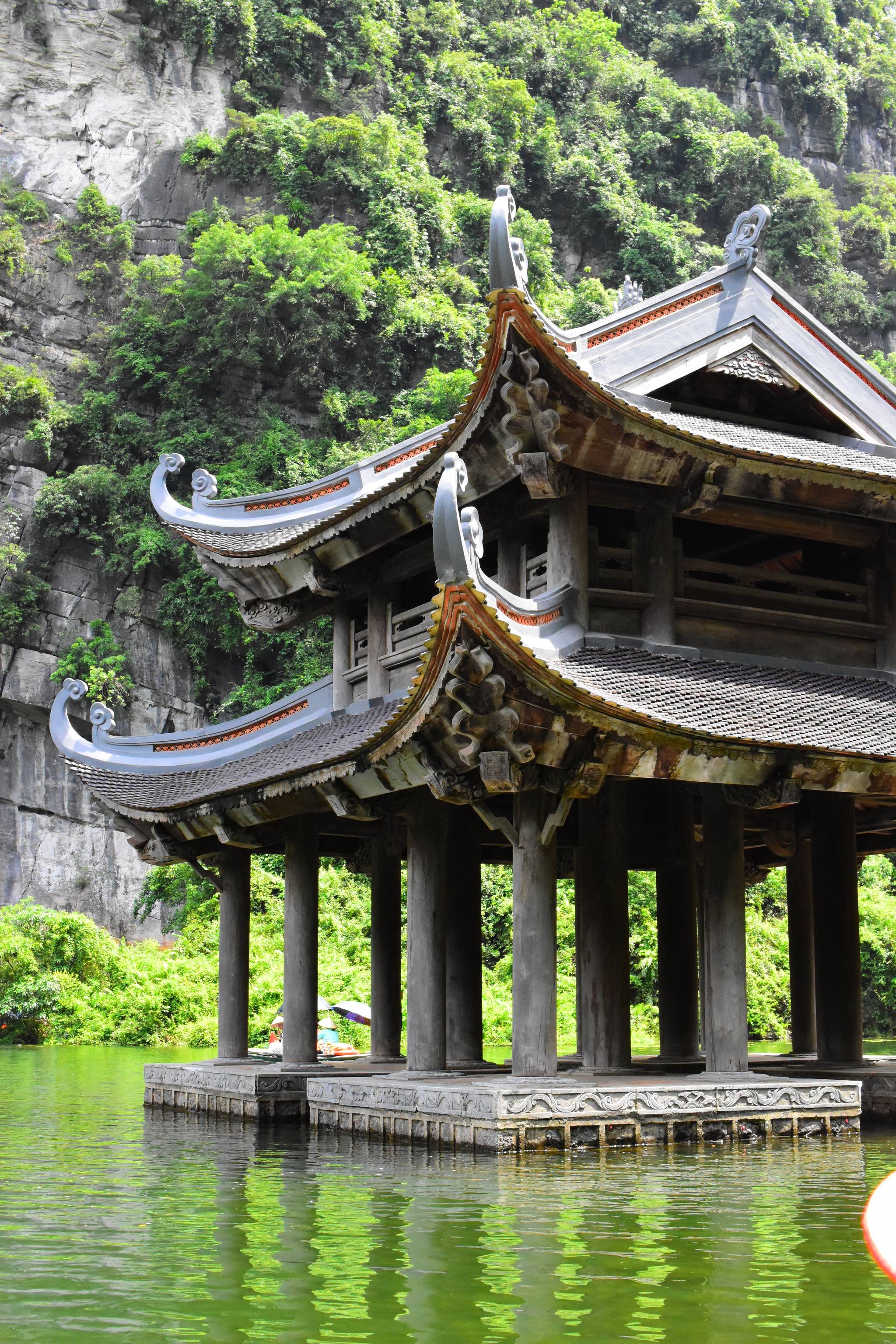 temple in Ninh Binh