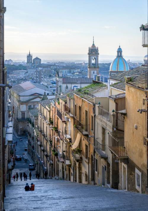 scorcio dall alto di caltagirone