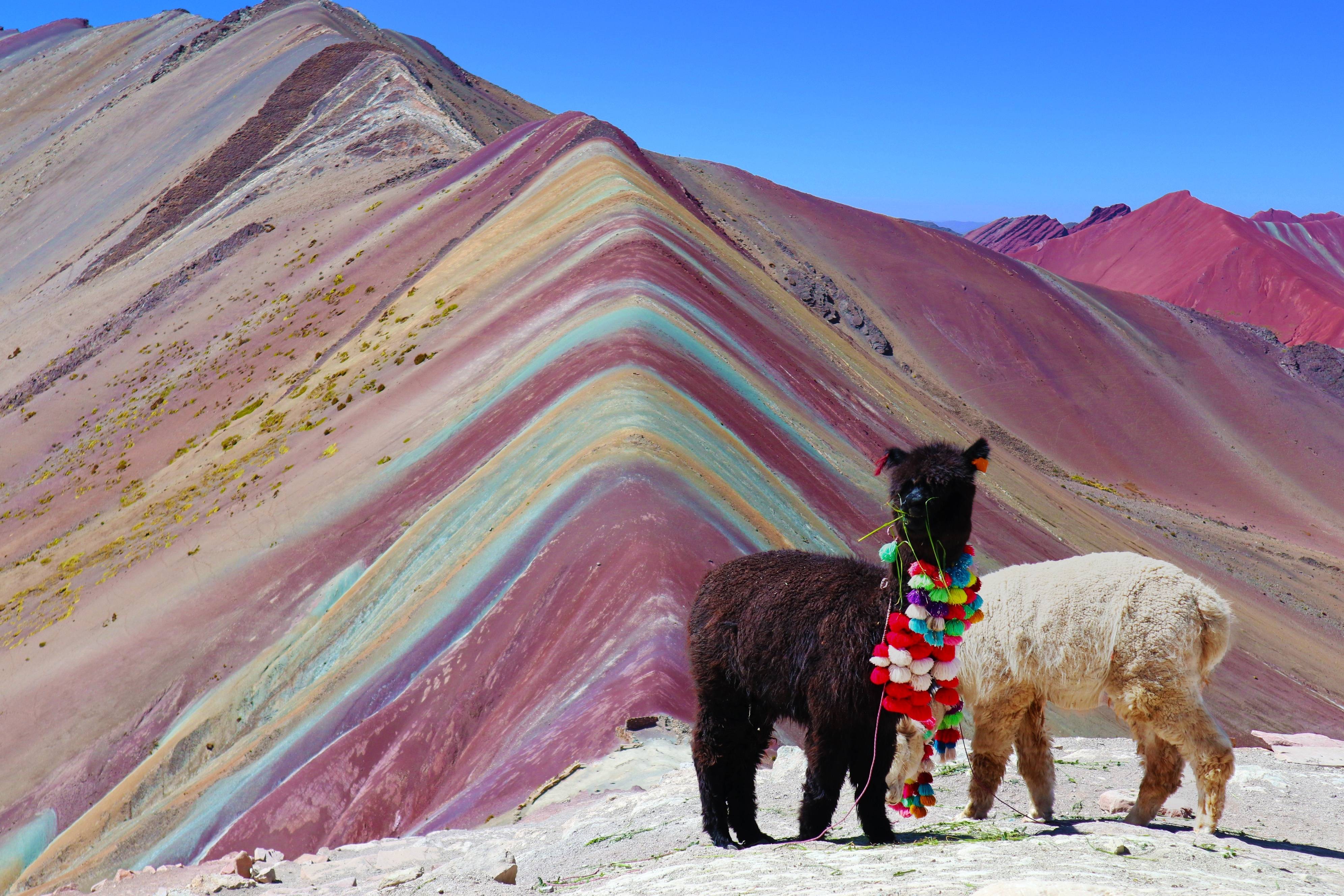 montagna arcobaleno in peru