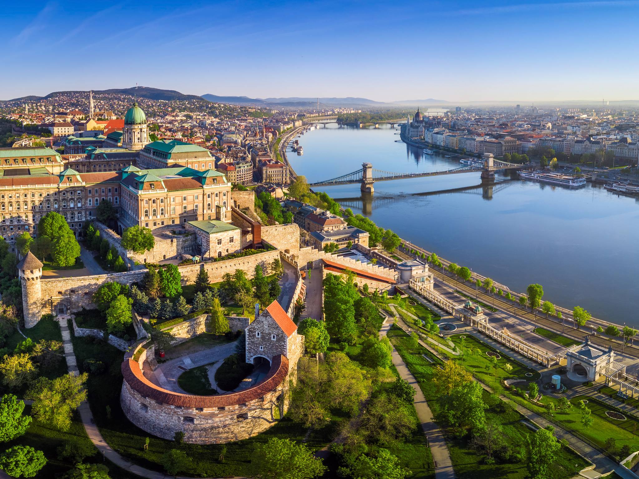 Saltando tra Buda e Pest cover
