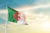 bandiera algerina al tramonto