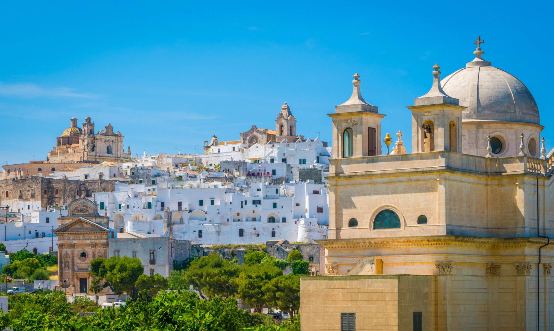 white houses ostuni
