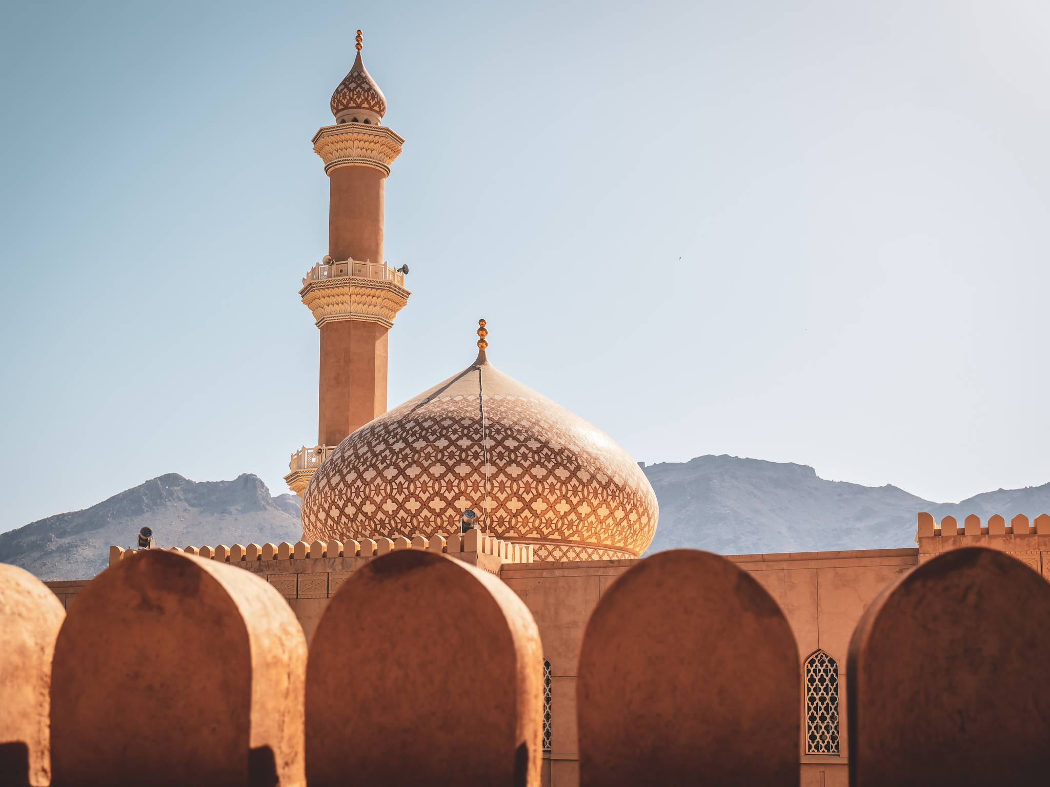 Oman d’incanto: da Muscat al deserto di Wahiba cover