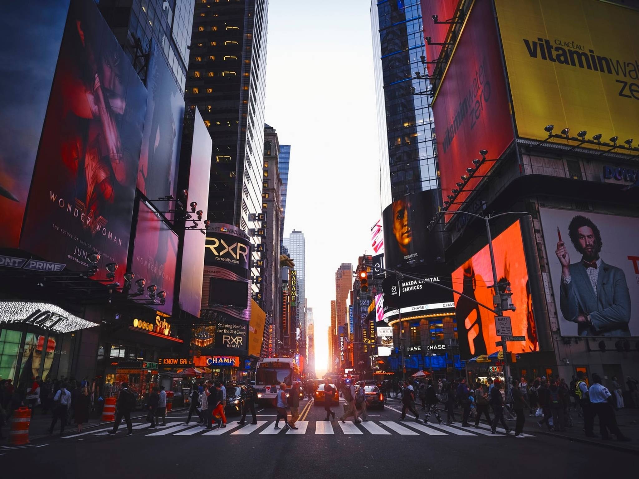 Once in a lifetime: Manhattan cover