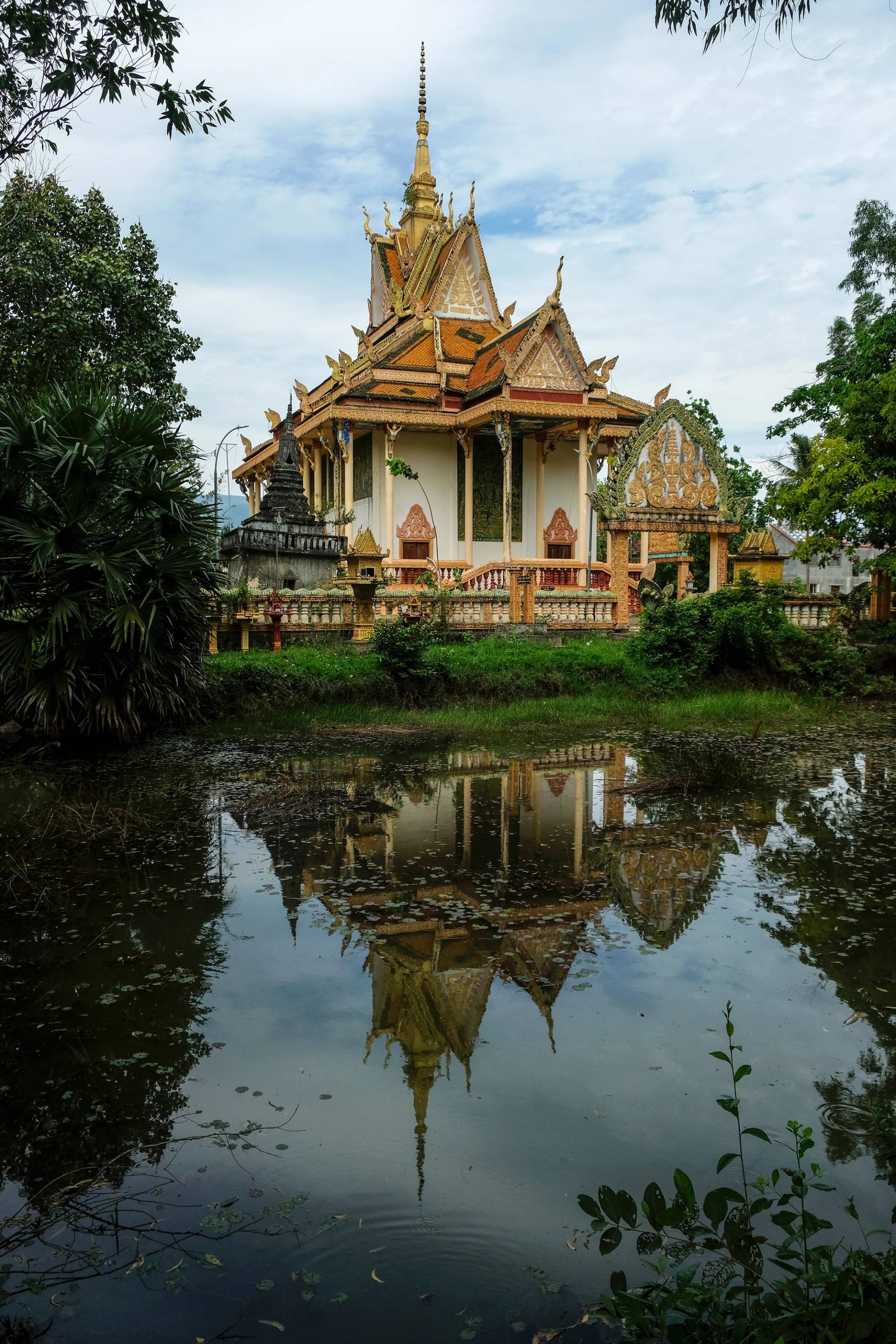 temple in kampot