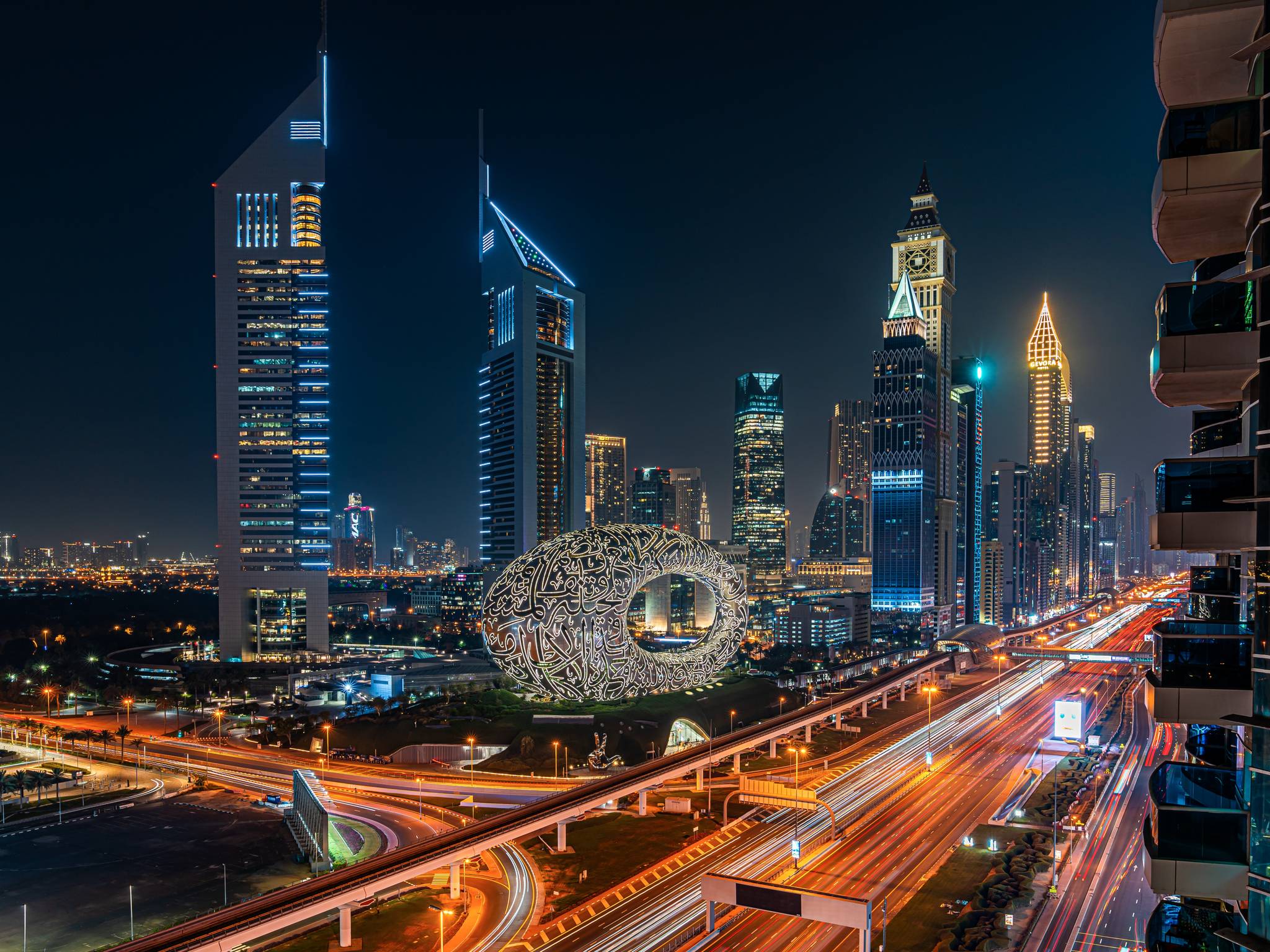 Tour da Dubai ad Abu Dhabi cover