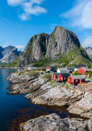 villaggio reine isole lofoten norvegia
