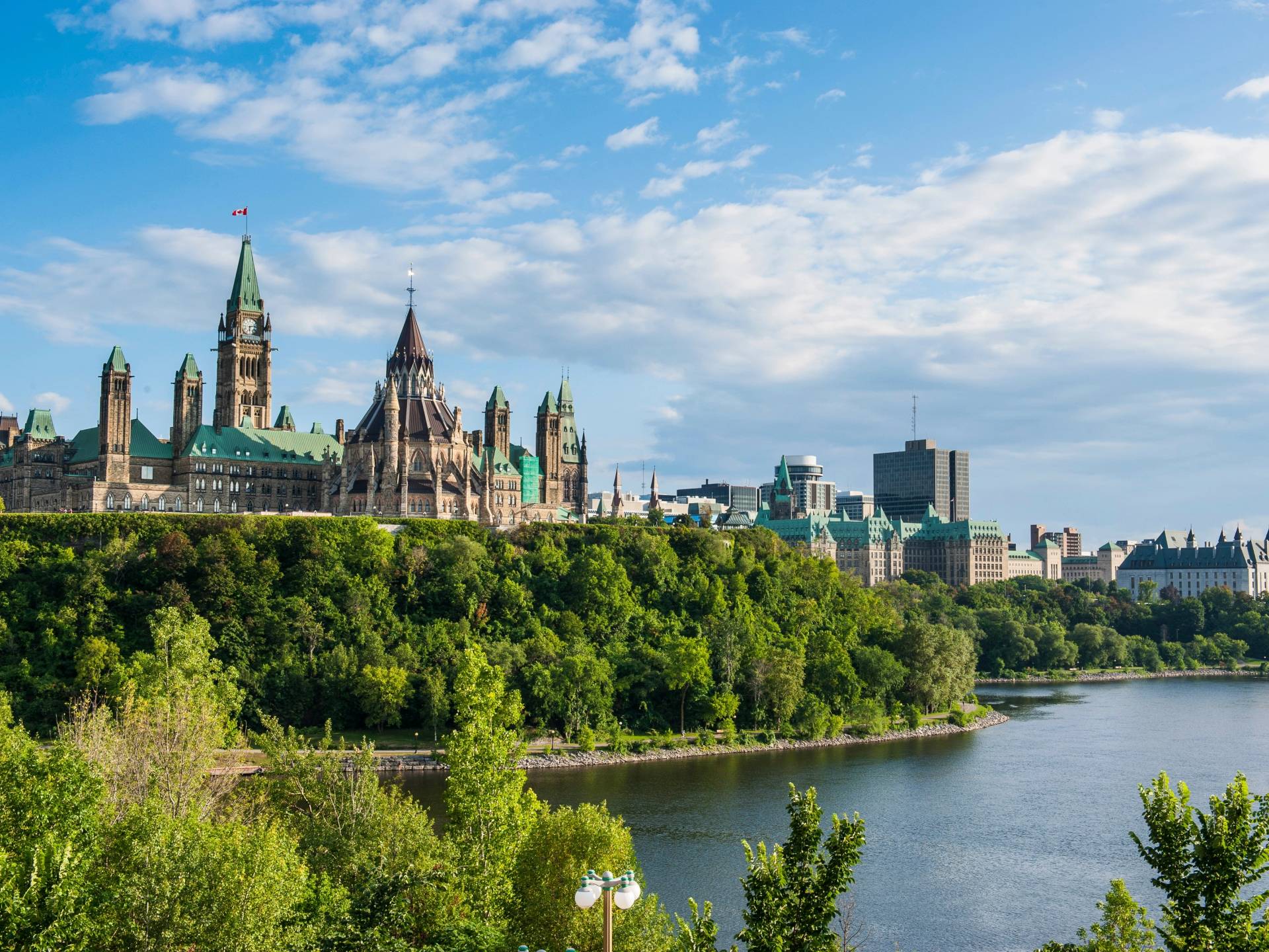 Tour da Montréal a Vancouver cover
