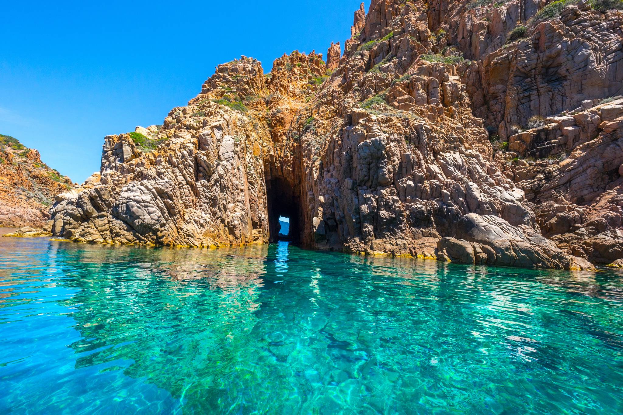 rocce e mare isola piana