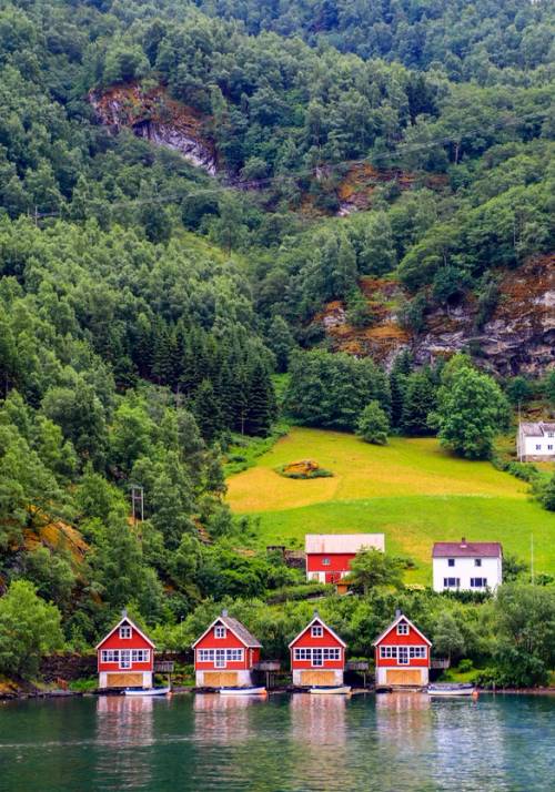 casette rosse flam norvegia