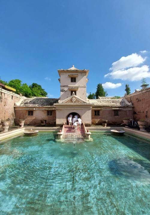 castello di acqua a yogyakarta