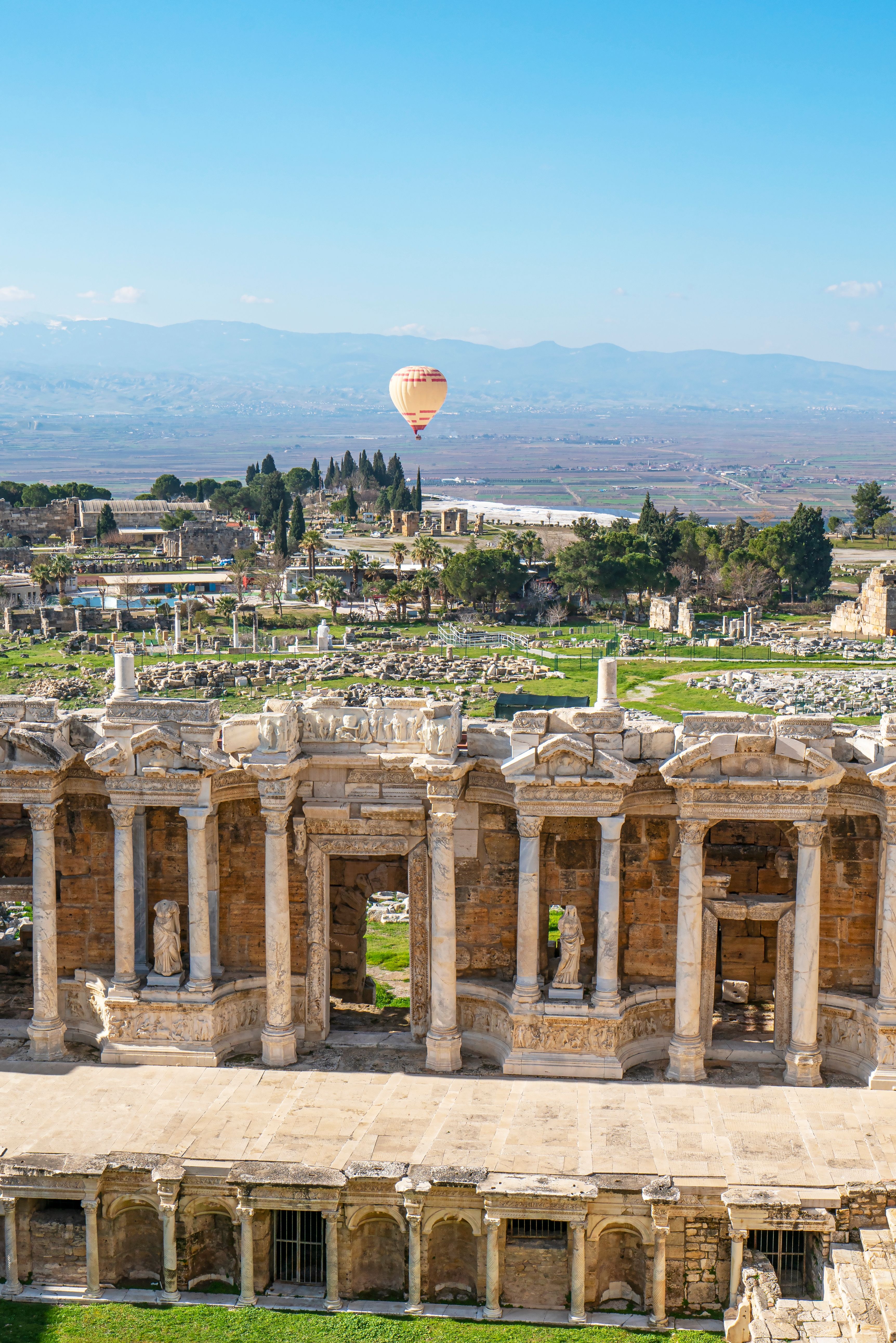 templio hierapolis con mongolfiera turchia
