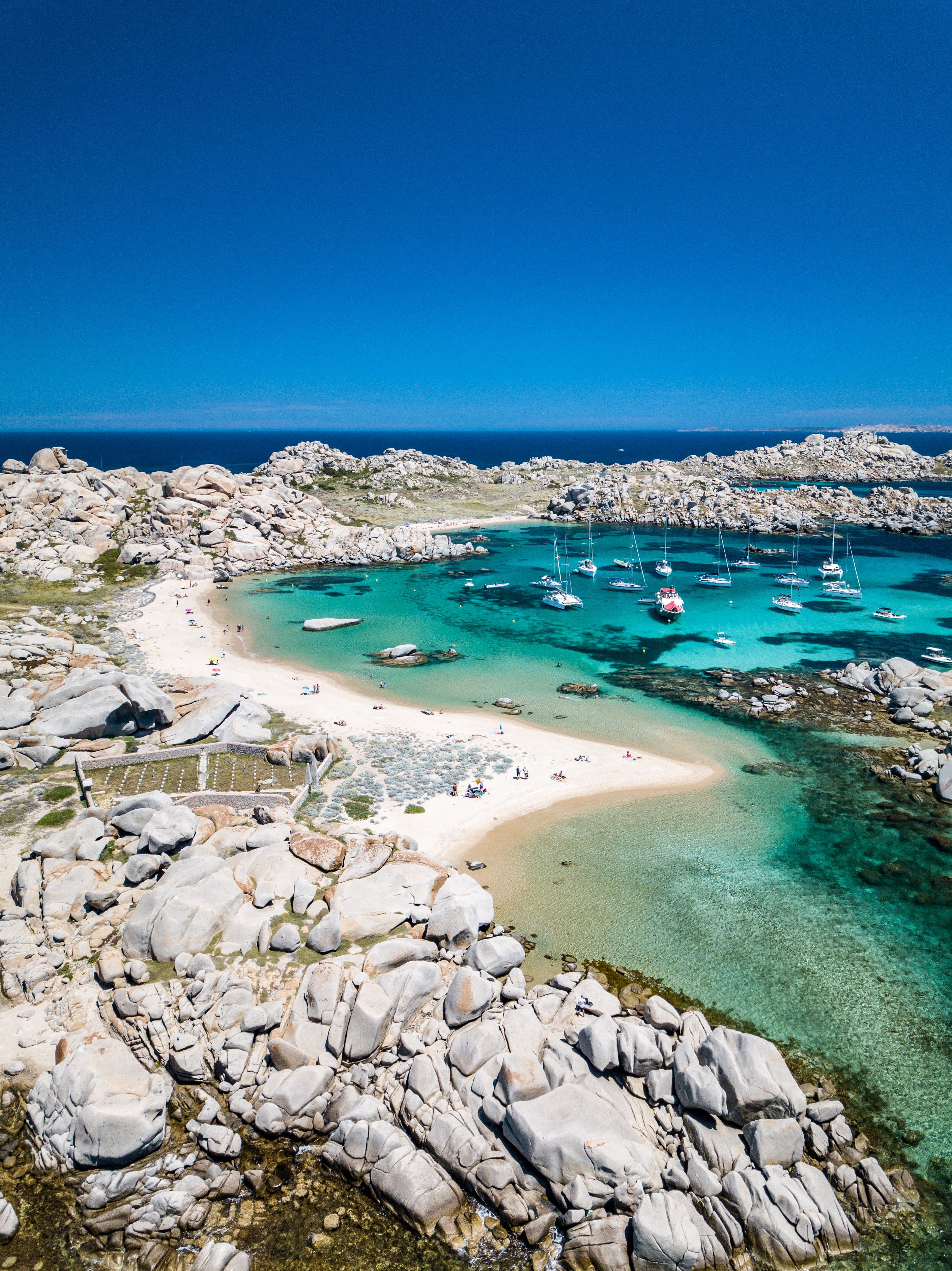 isola di lavezzi in corsica