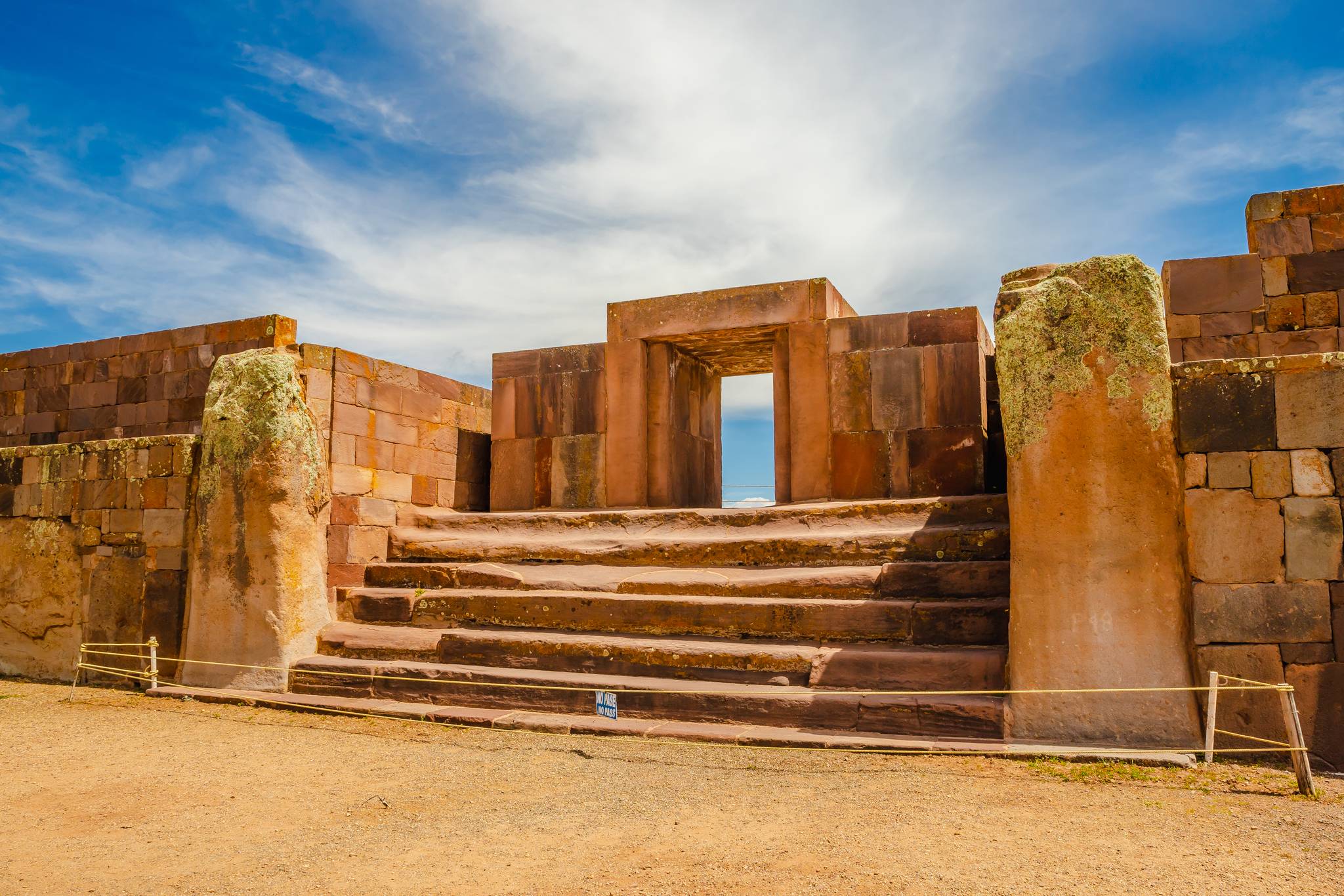 rovine nel deserto