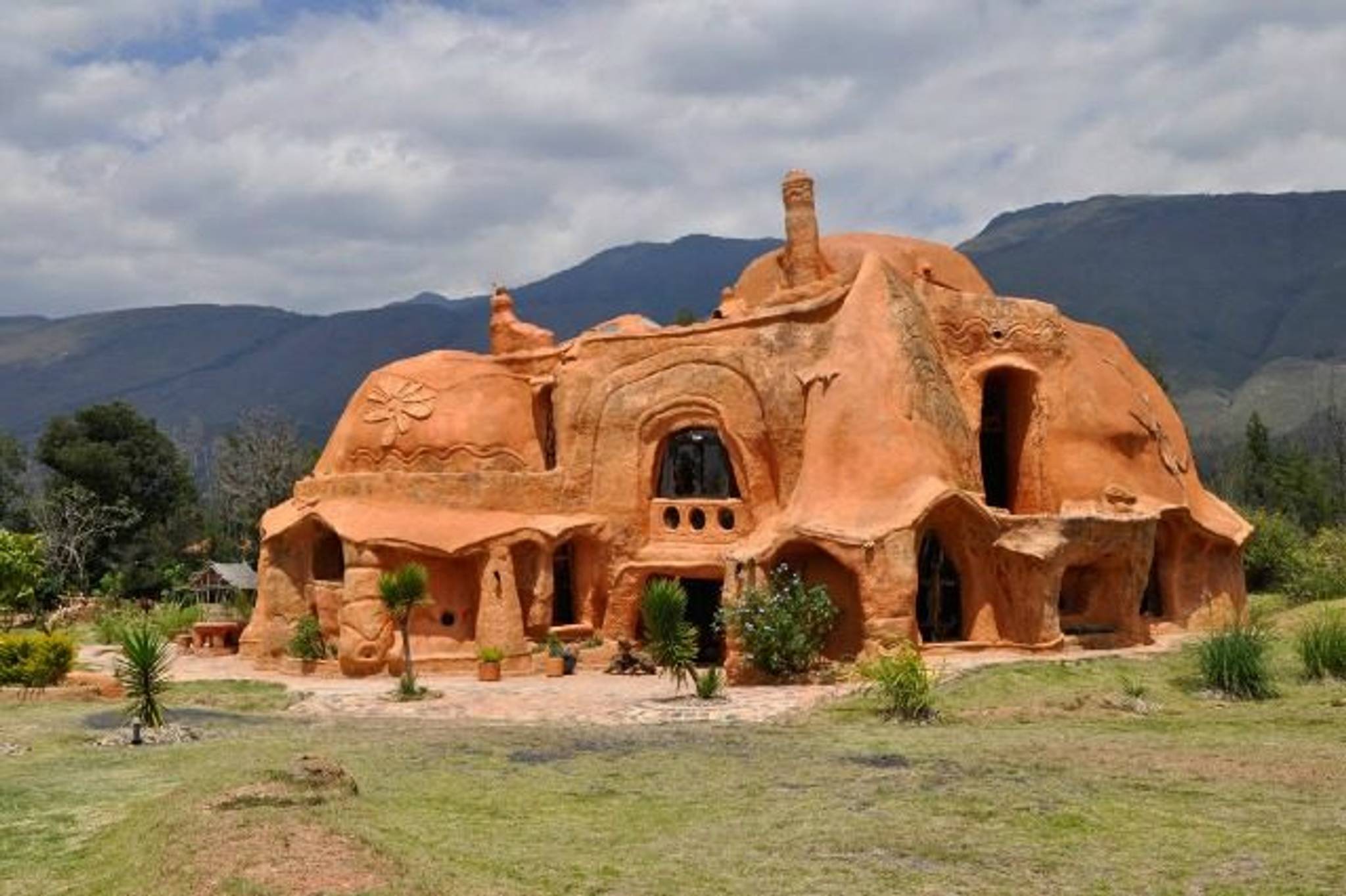 casa dei flintstones in colombia