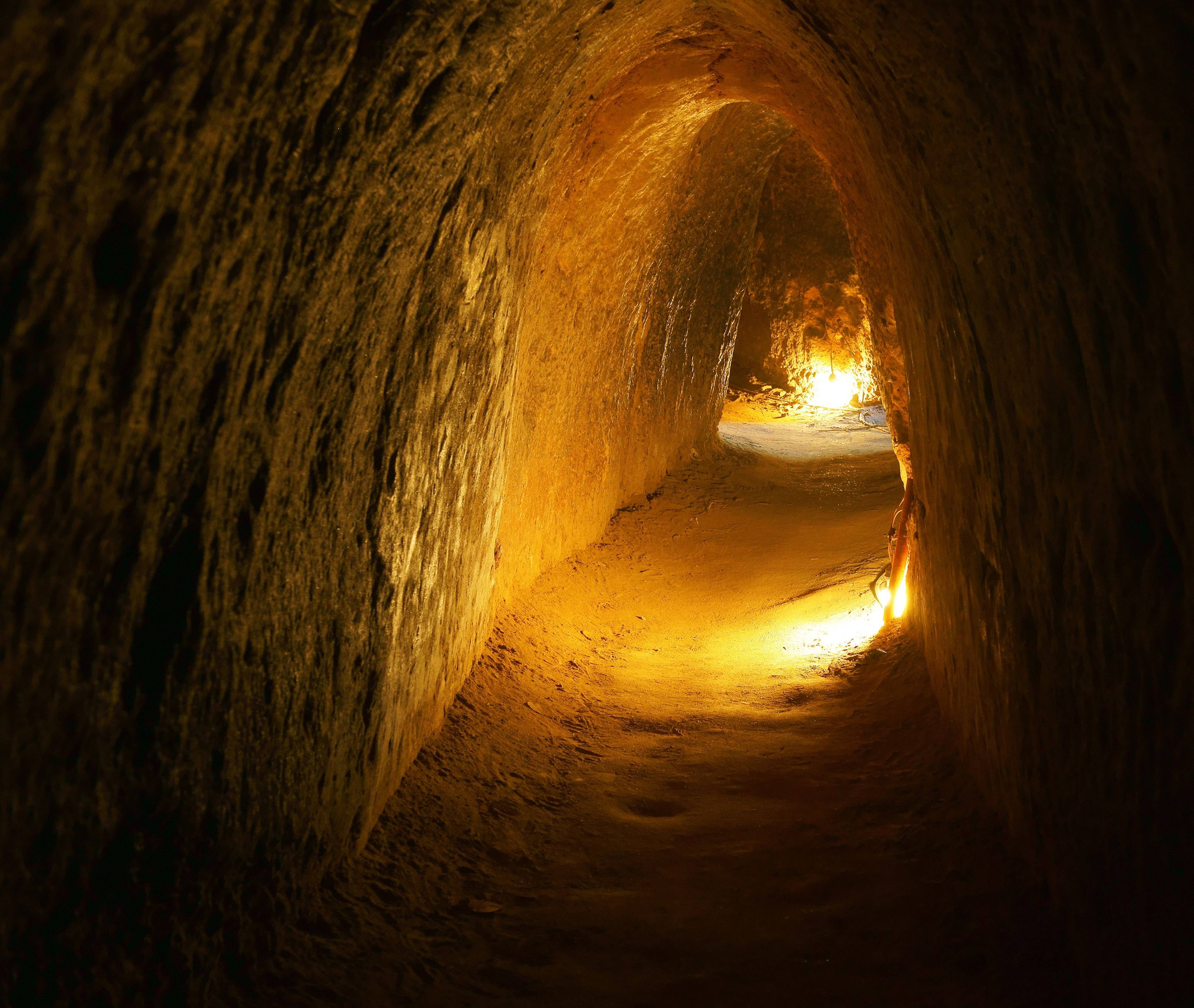 tunnel di cu chi