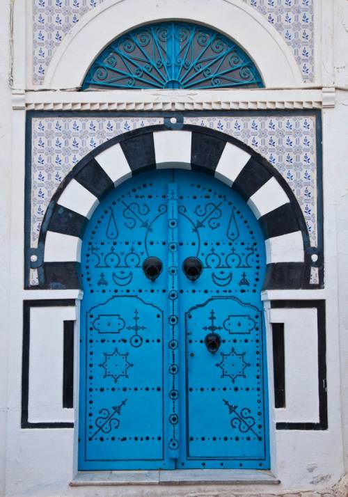porta azzurra