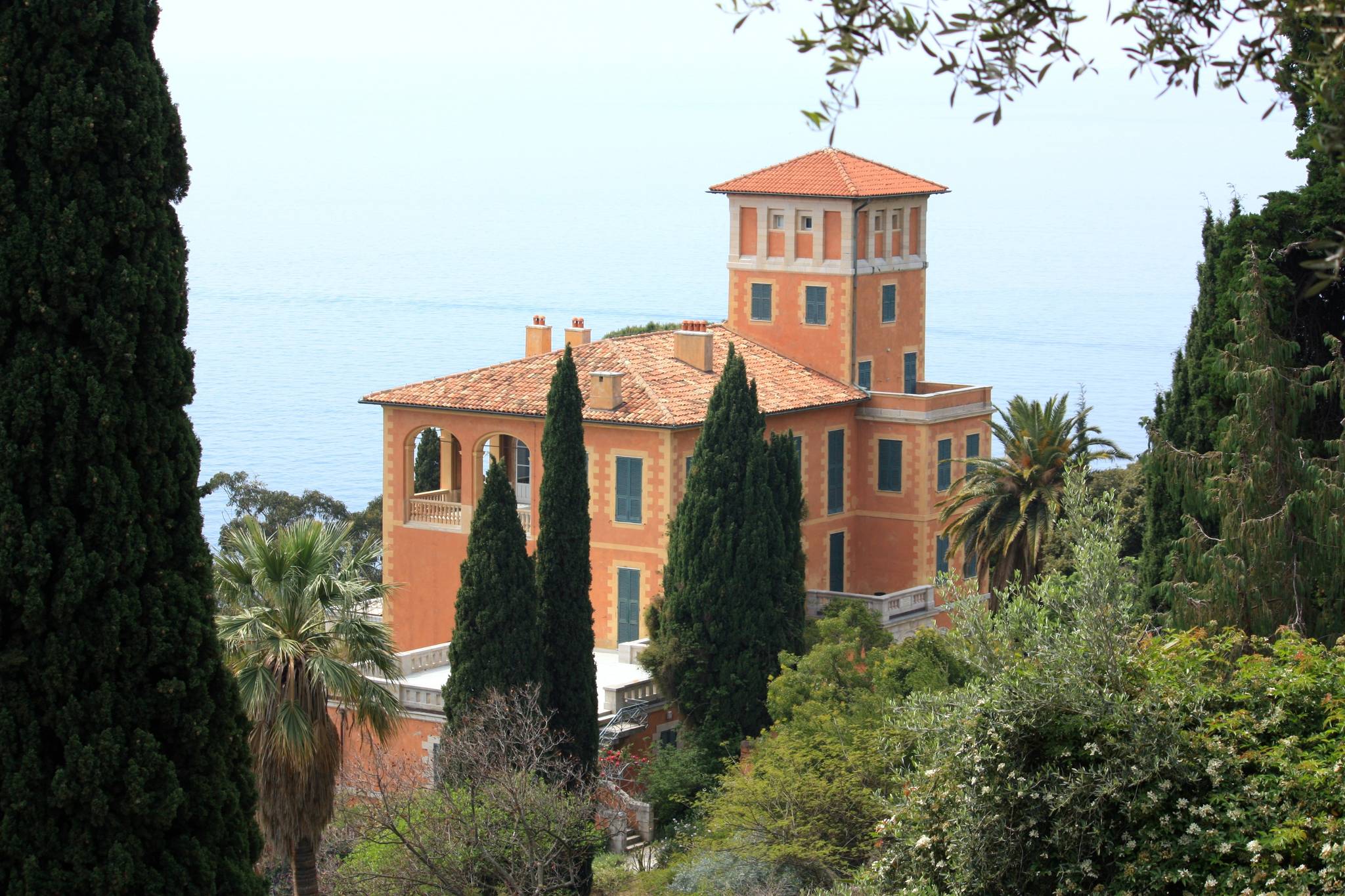 torre di mortola liguria