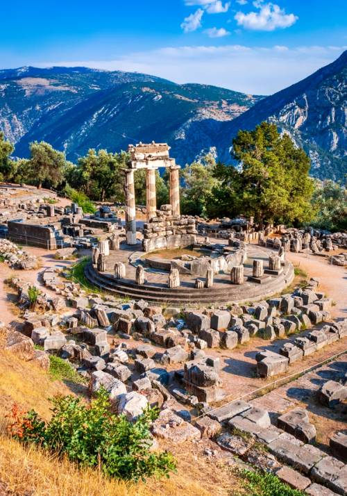 archaeological finds of delphi
