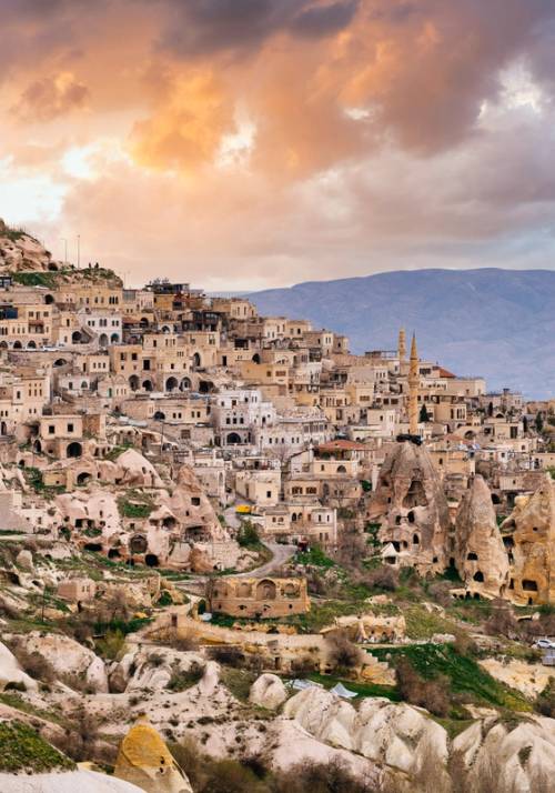 citta di pietra sulla montagna