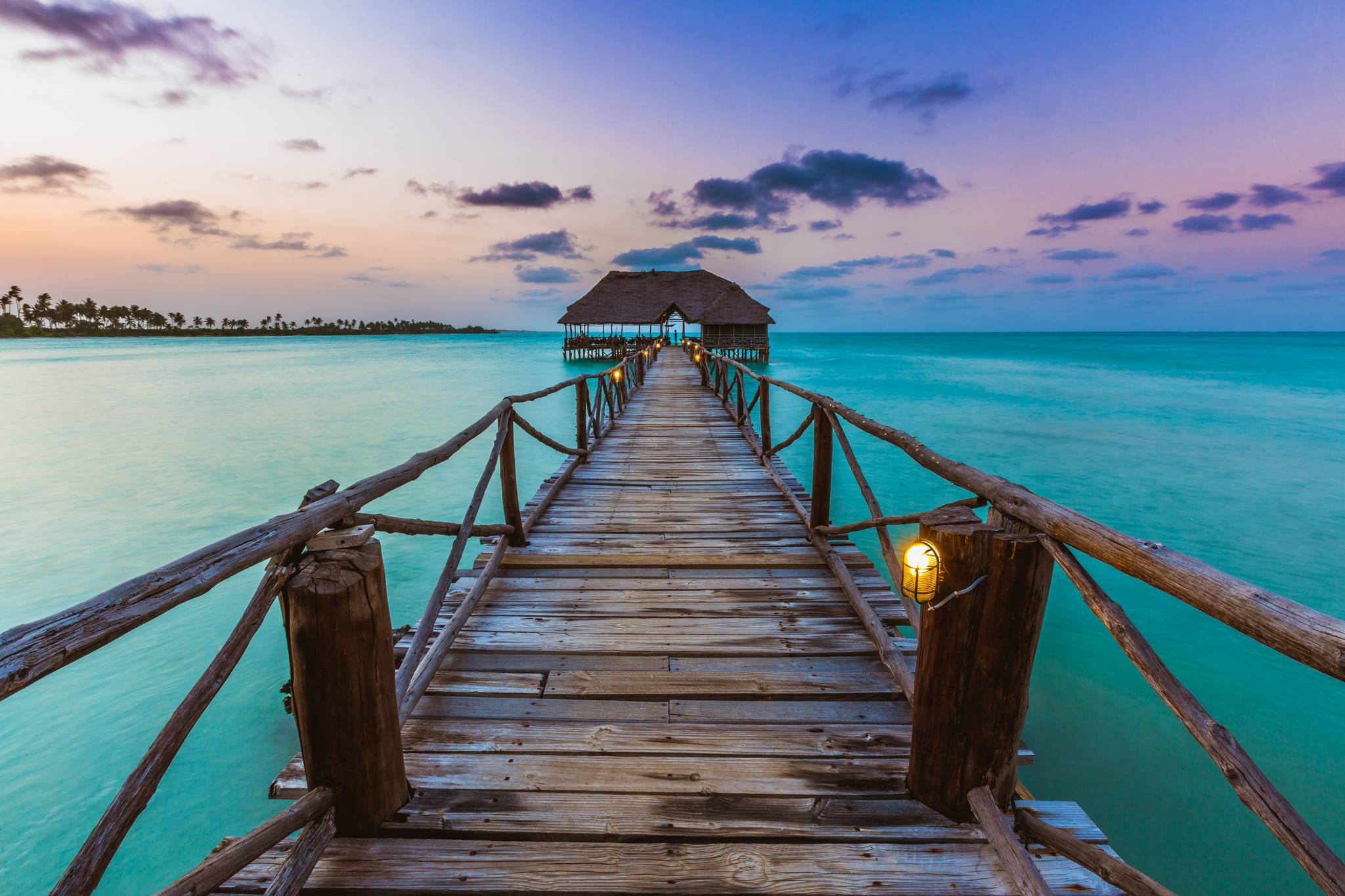 pontile spiaggia zanzibar