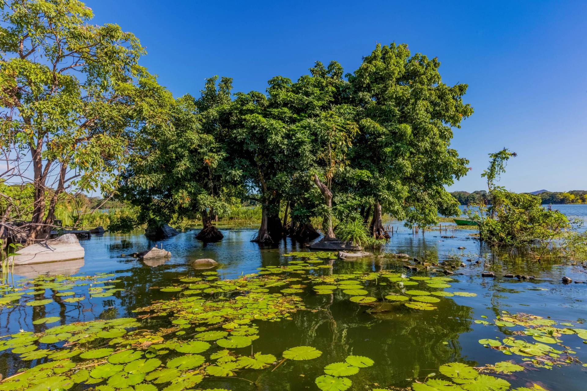 laguna in nicaragua