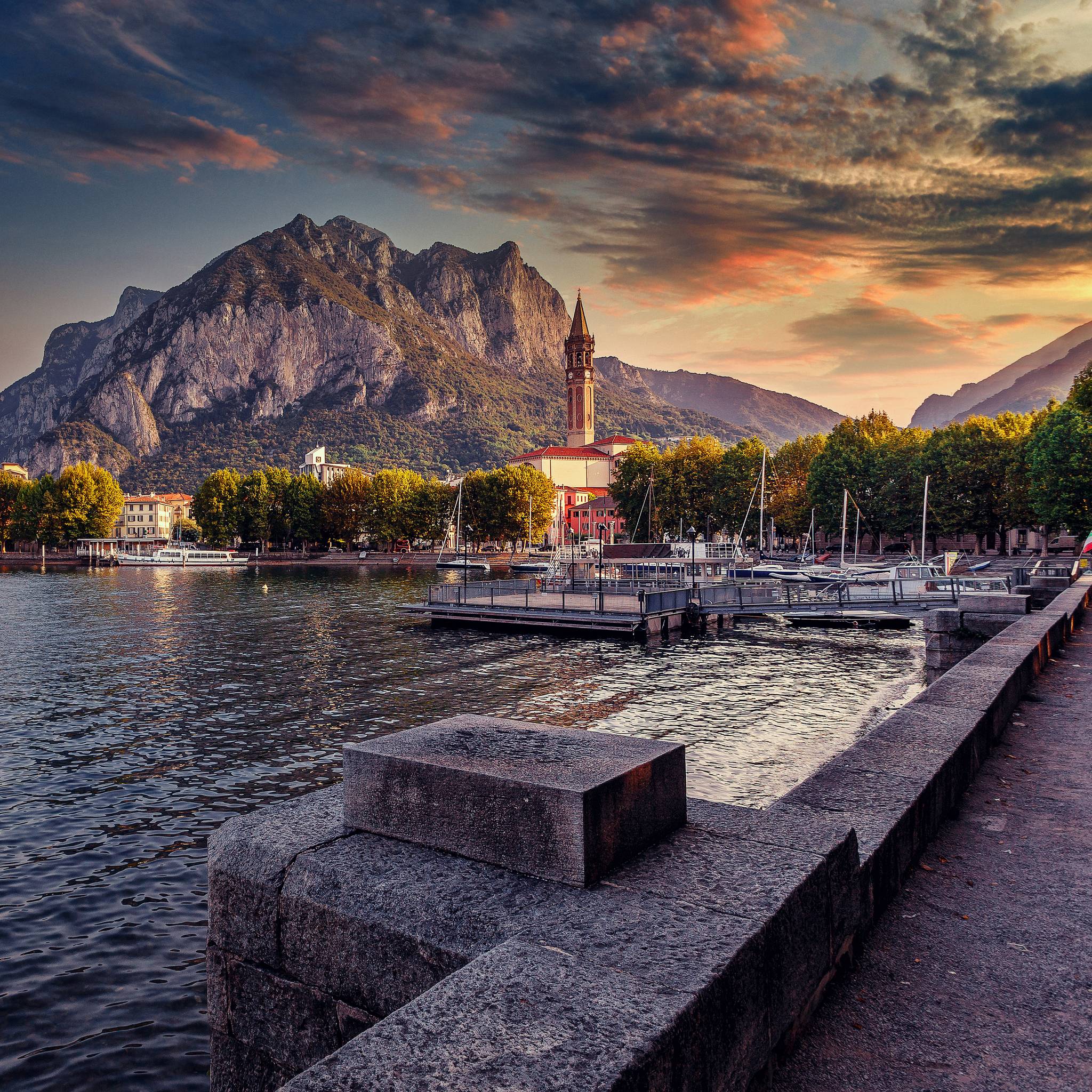 sunset in lake como