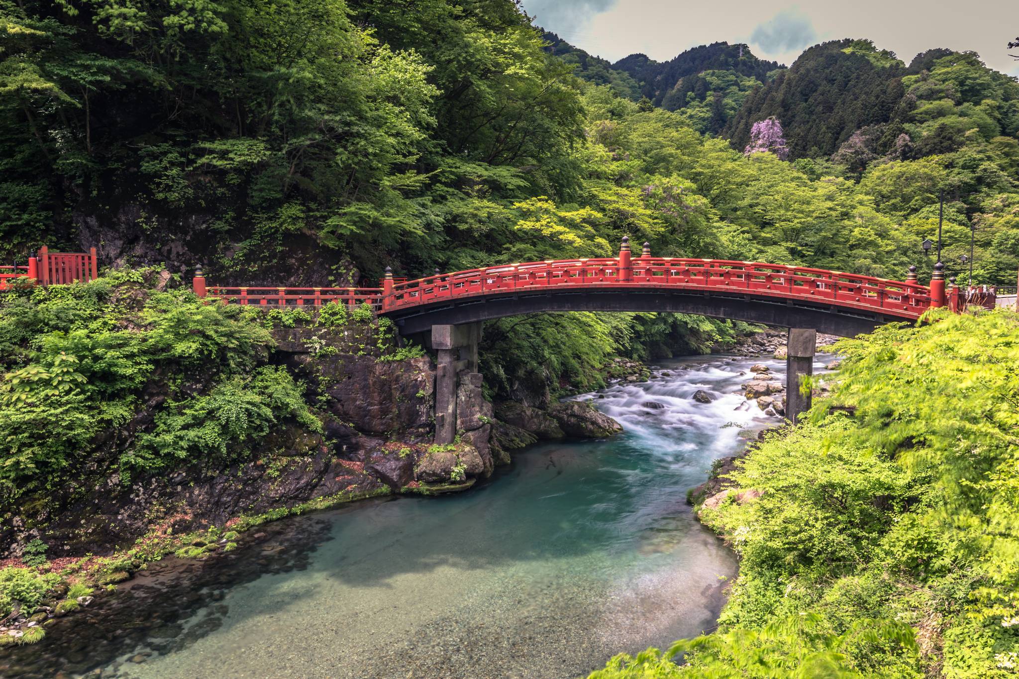 red bridge