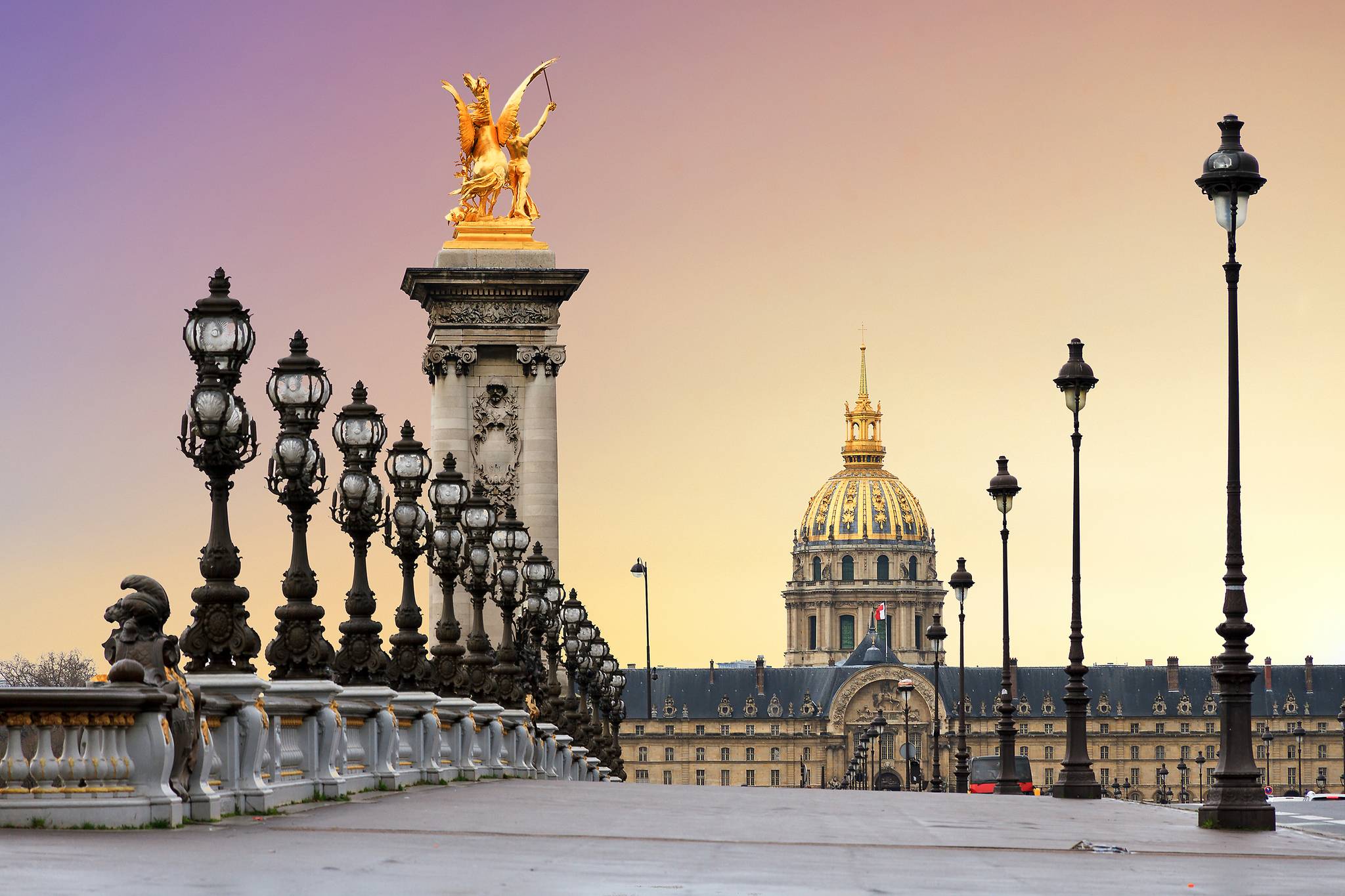 les invalides al tramonto