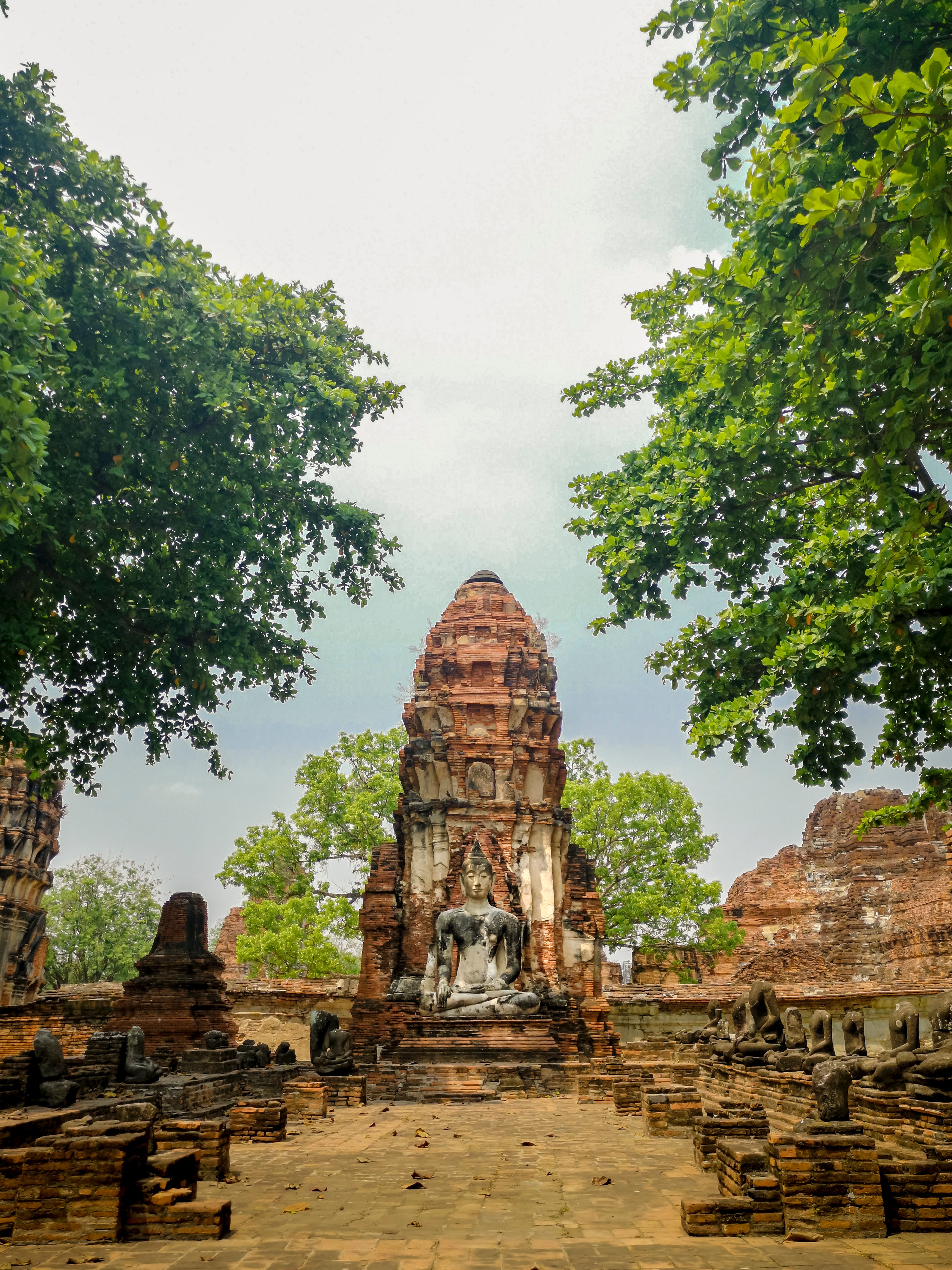 rovine antiche ad ayutthaya
