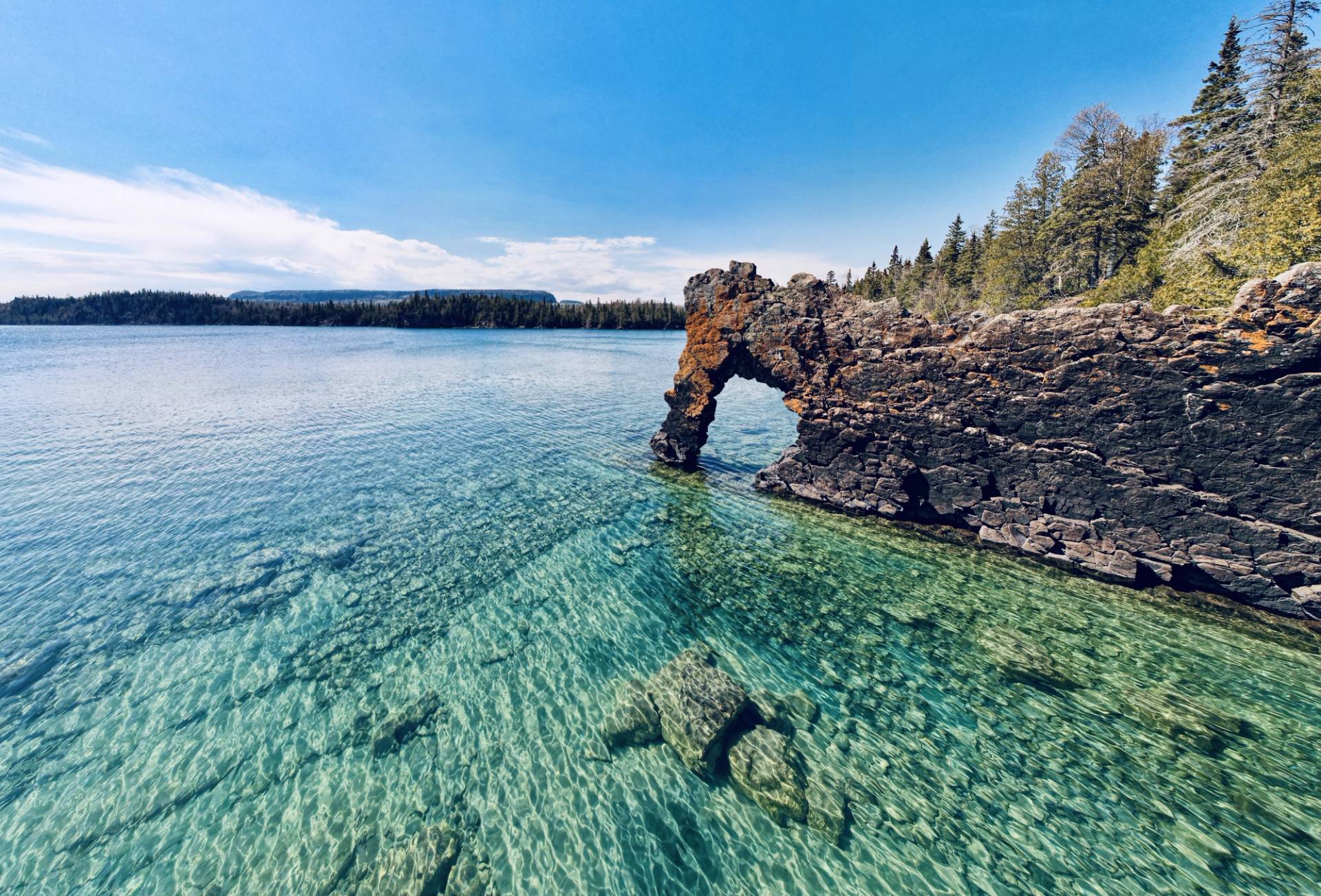 lago superiore ontario canada