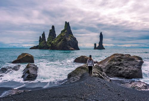 Alla ricerca dell'aurora boreale in Islanda cover