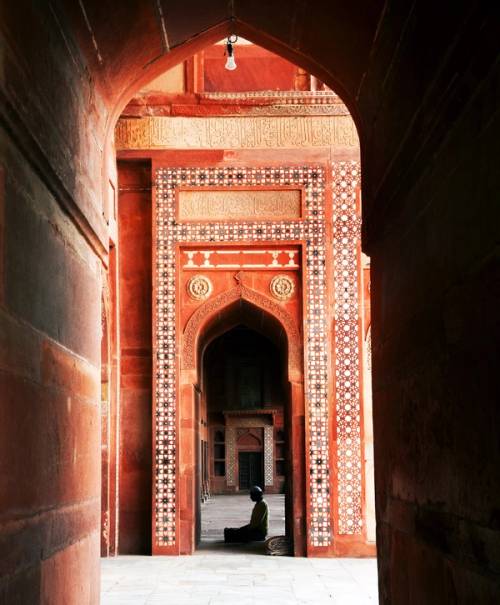 interno di una moschea a fatehpur sikri