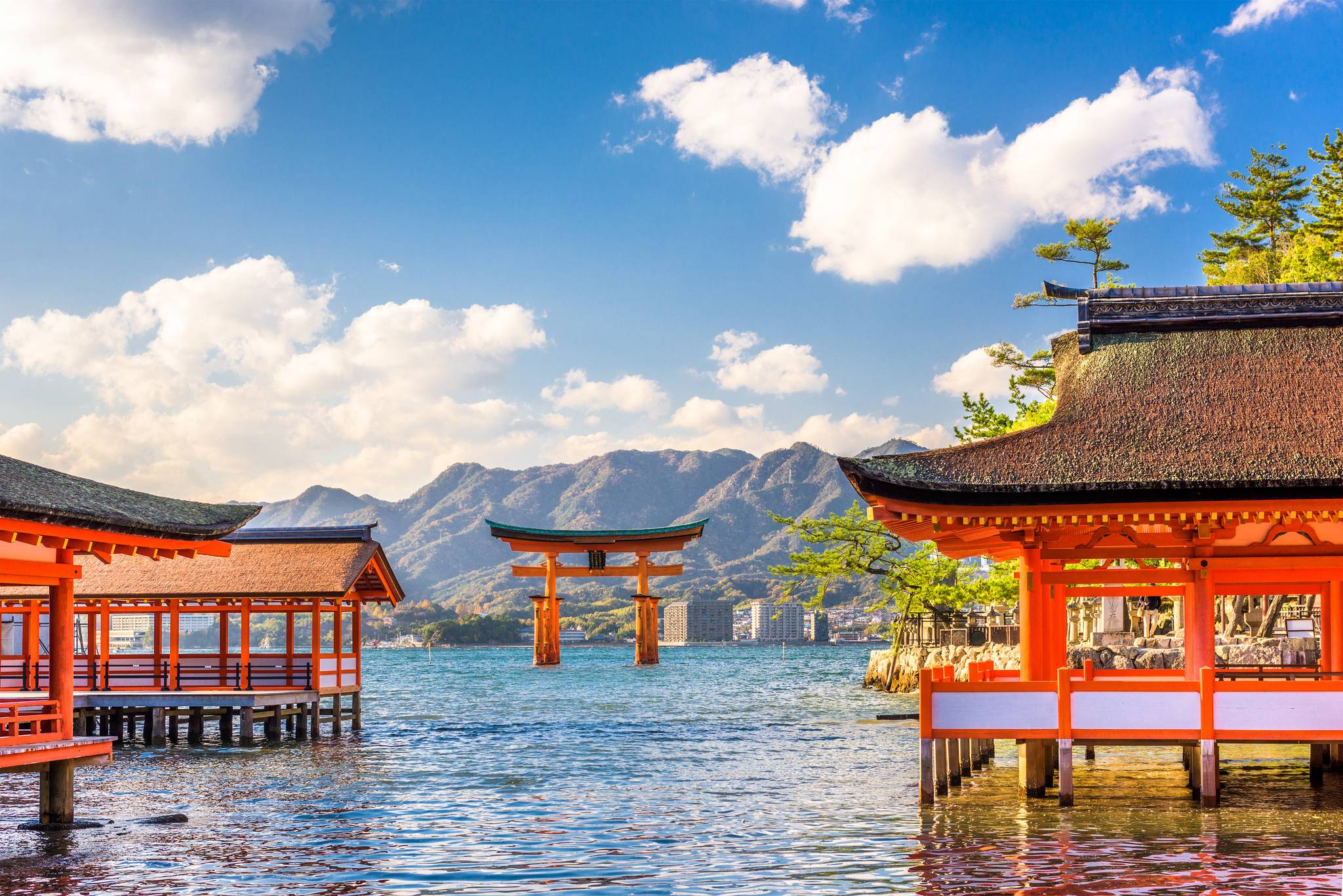 templi nell acqua a miyajima giappone