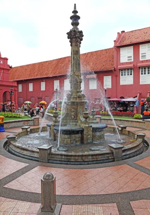 fontana a malacca
