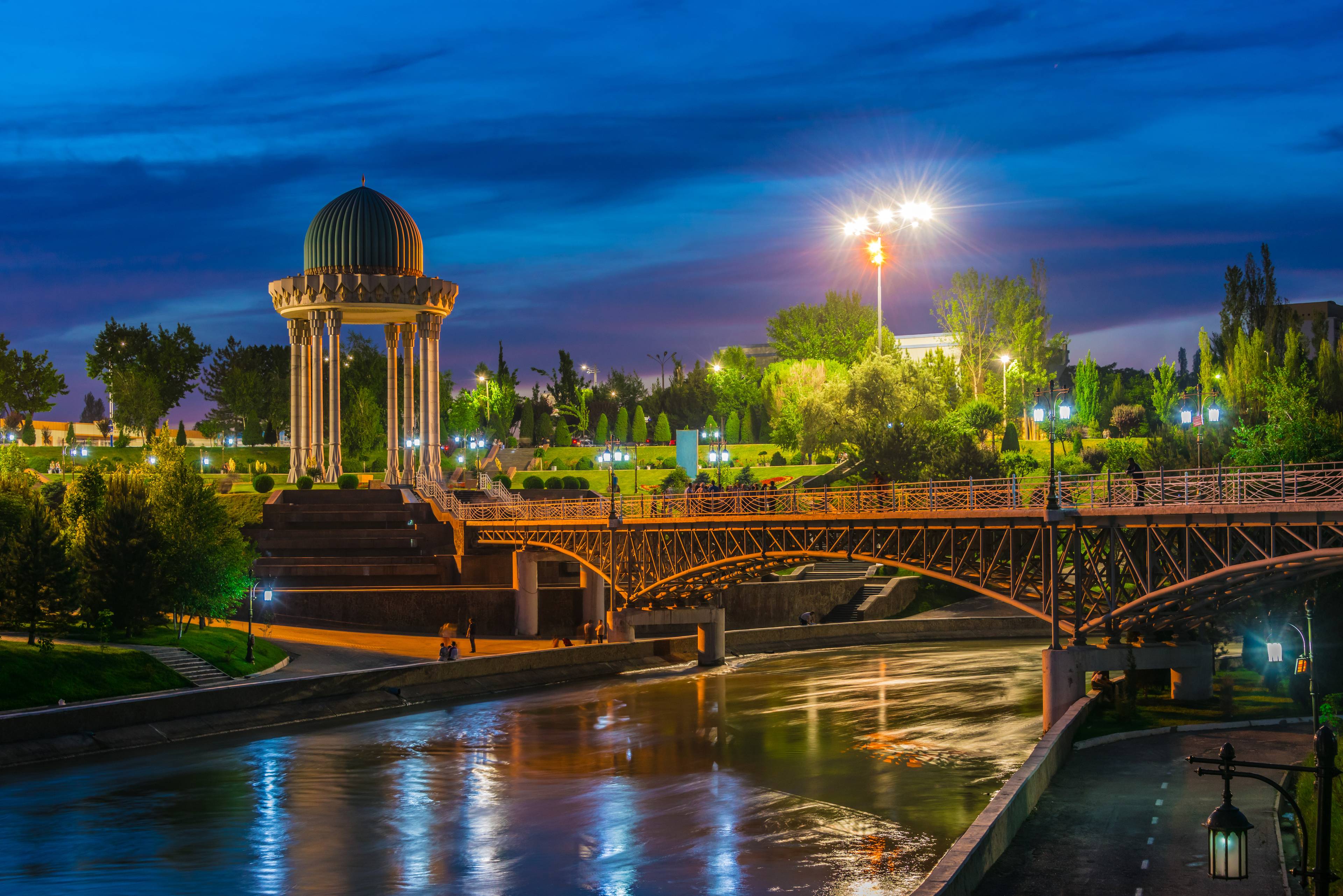 tashkent di notte