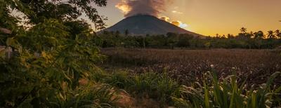 vulcano masaya al tramonto