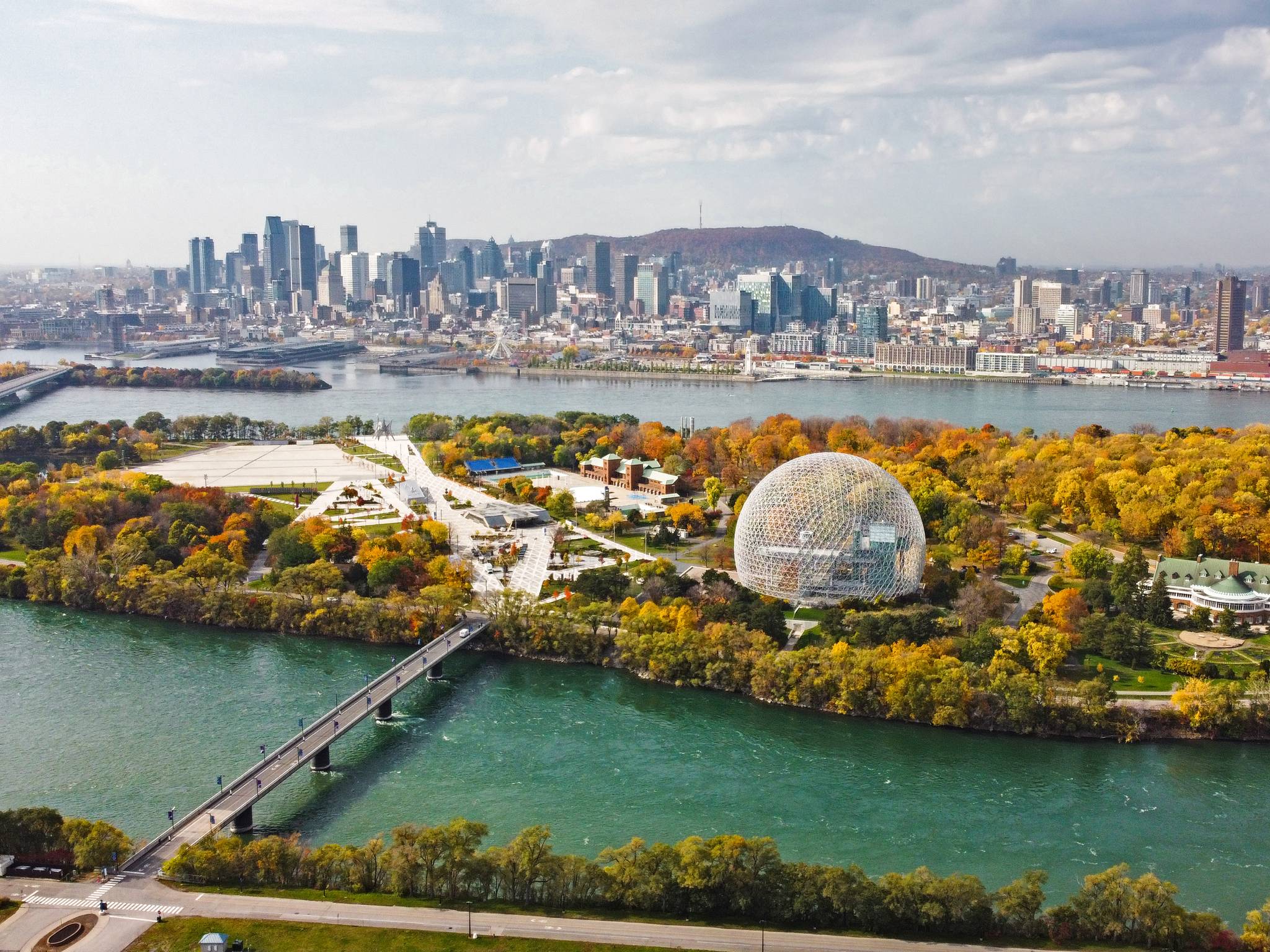 Tour da Montréal a Vancouver cover