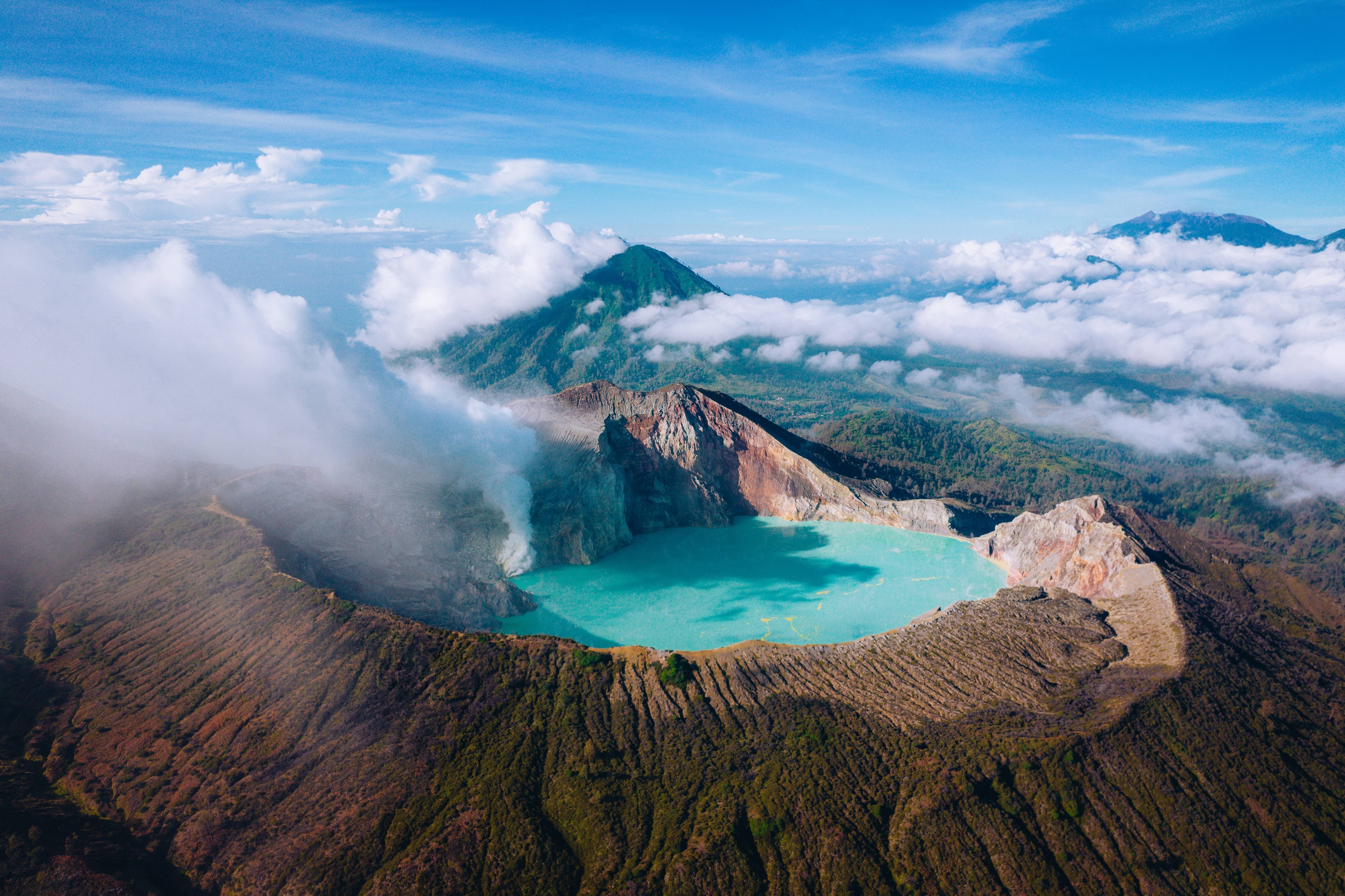 vista dall alto del monte ijen