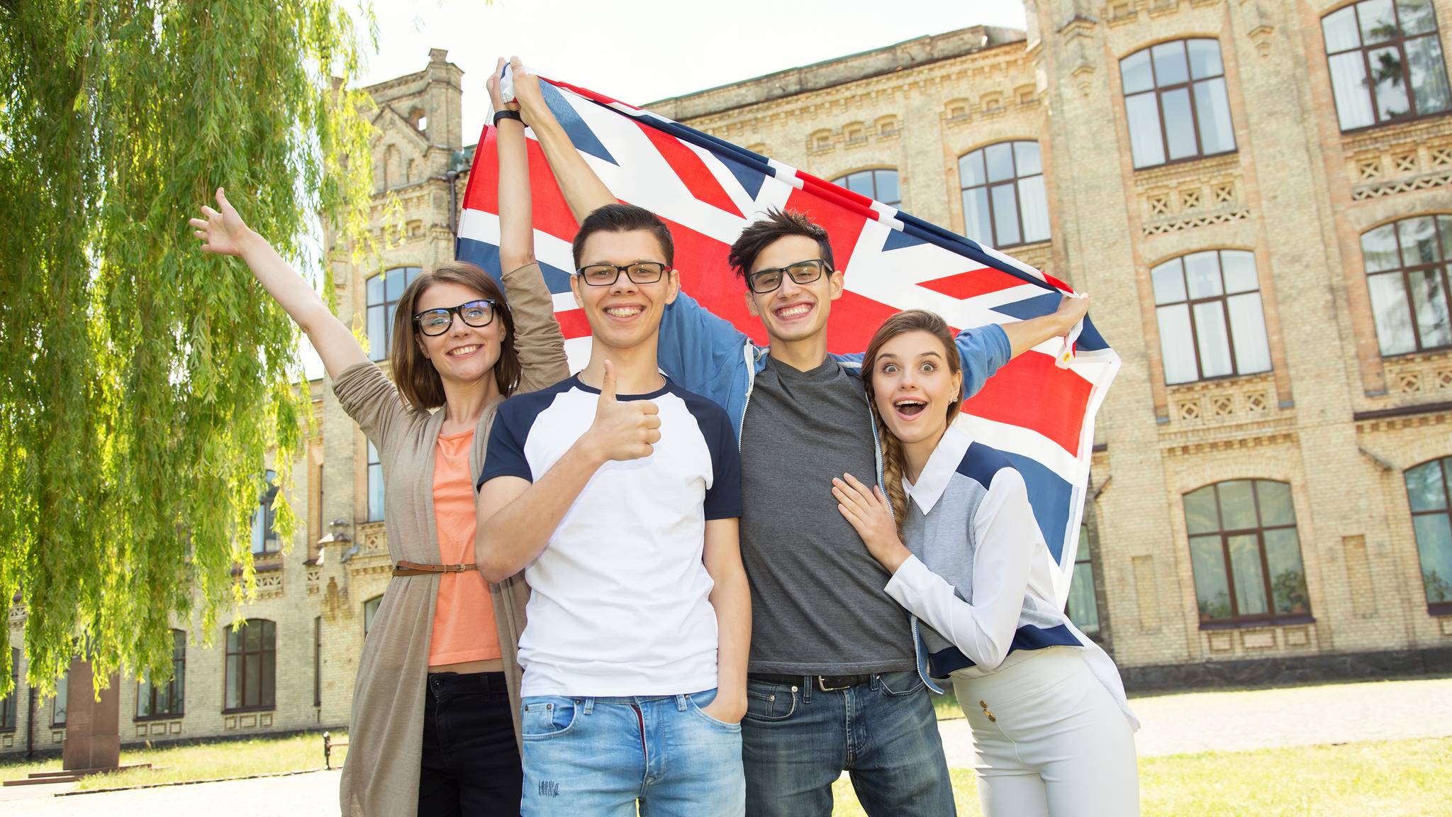 gruppo di studenti in vacanza studio inglese