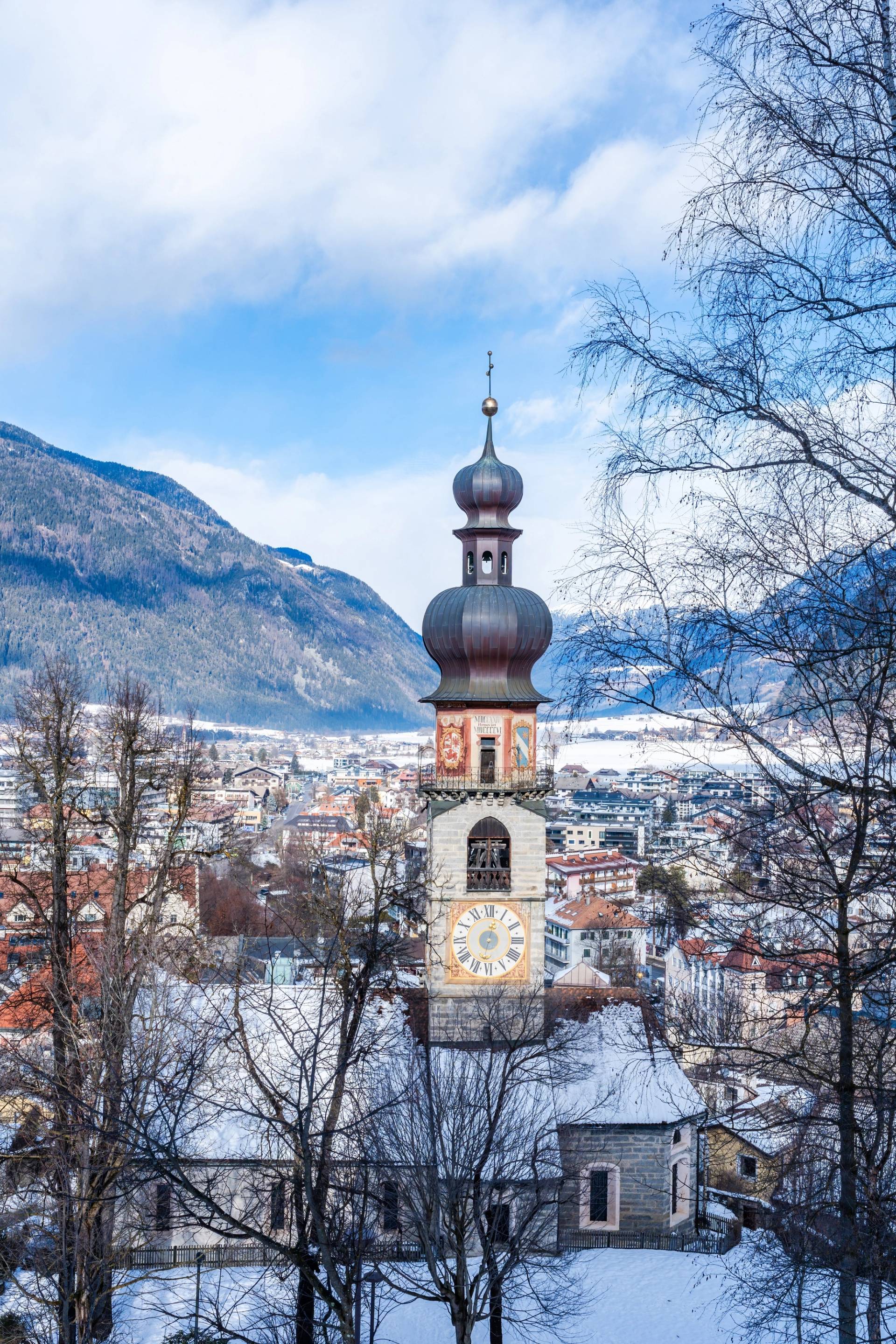 chiesa e neve brunico