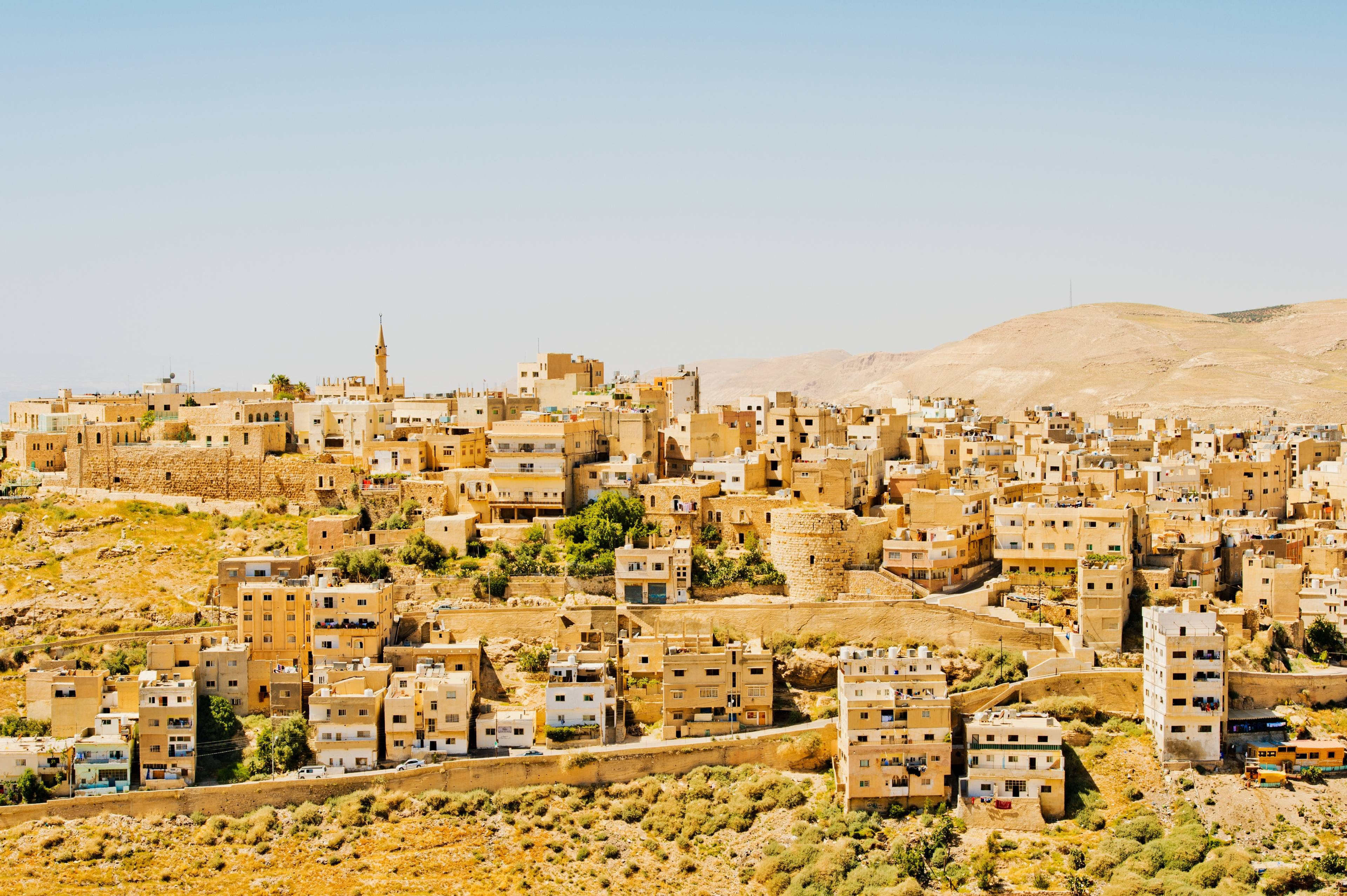 Vista panoramica su di una città in Giordania