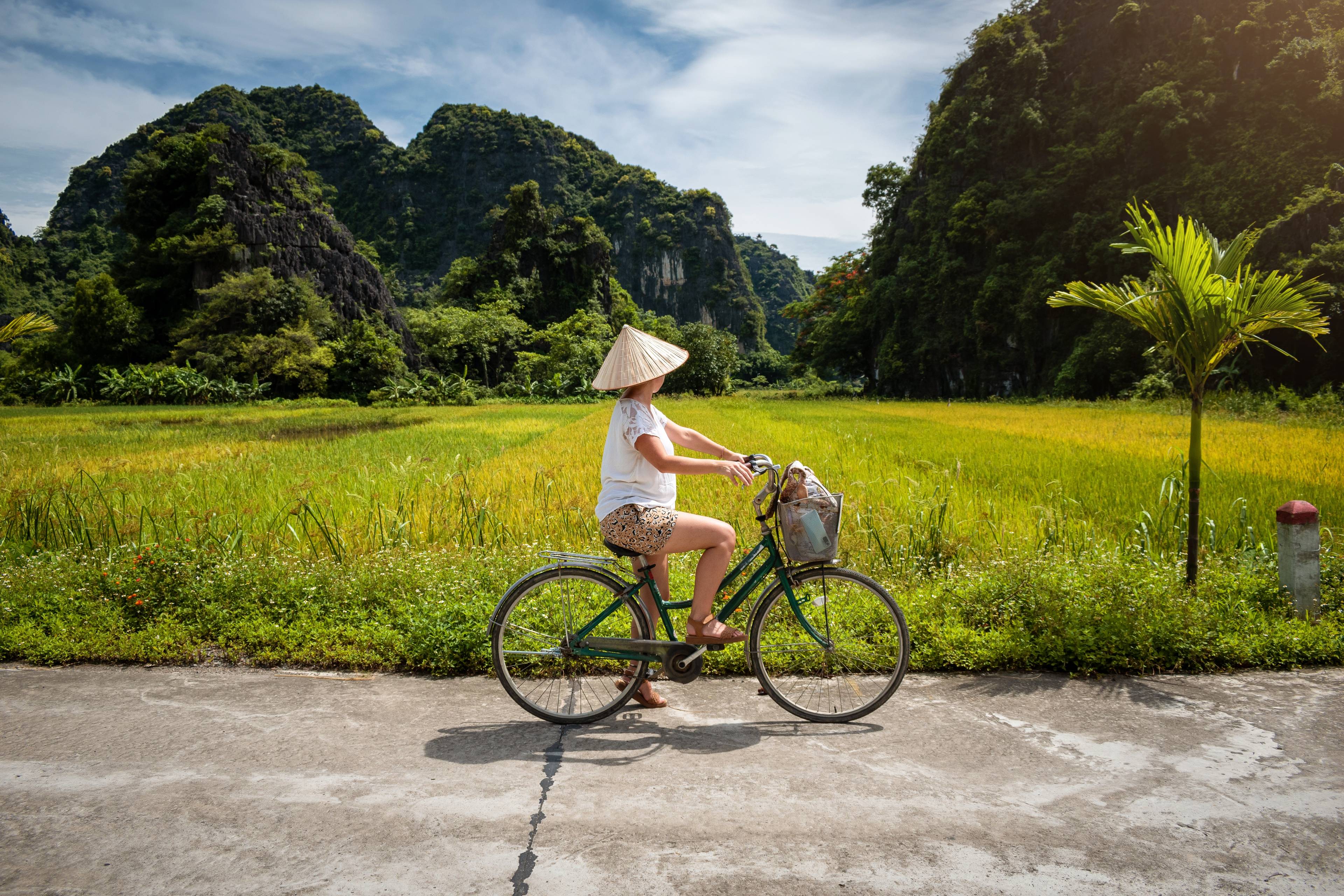 giro in bici tra le montagne del vietnam