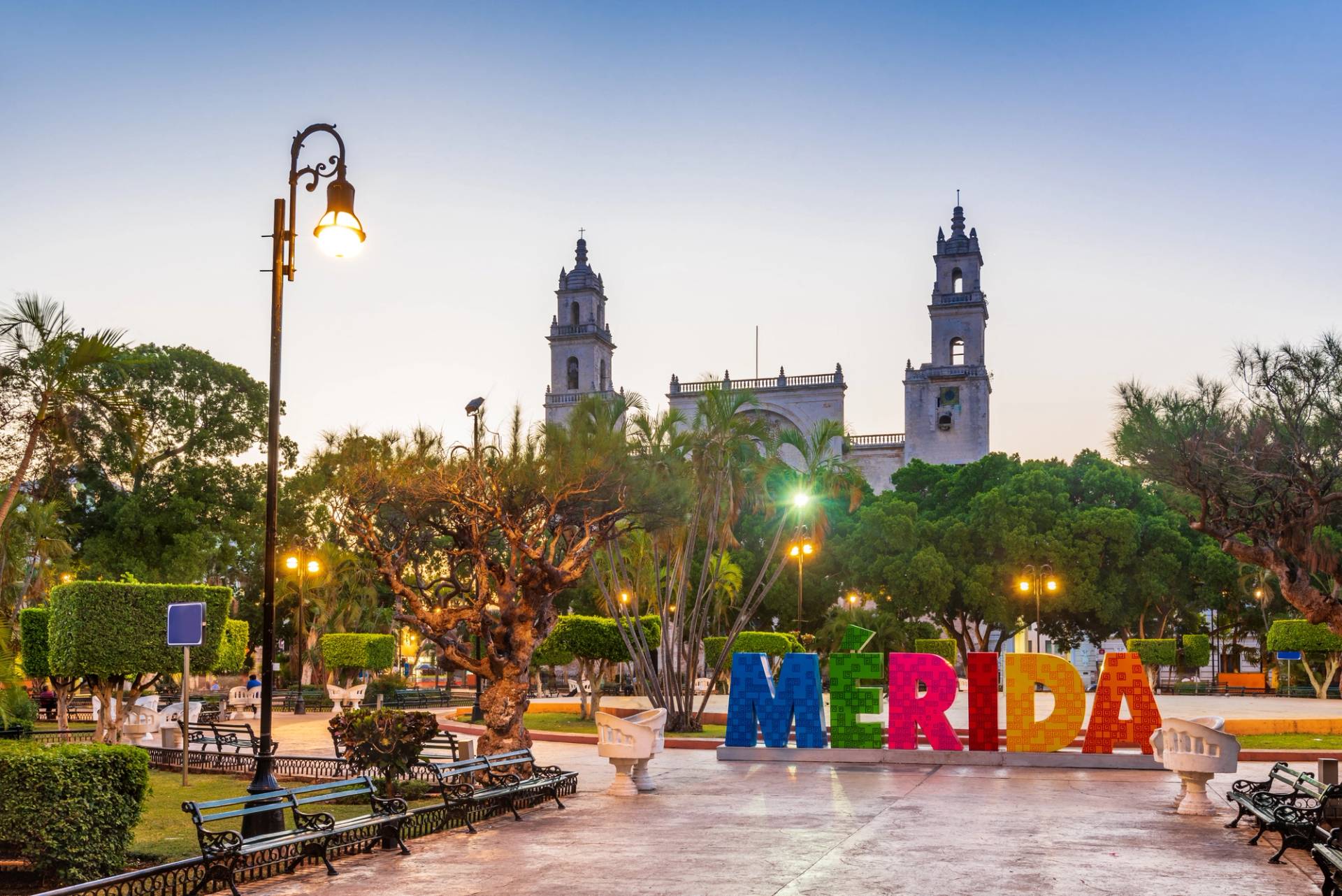 merida by night