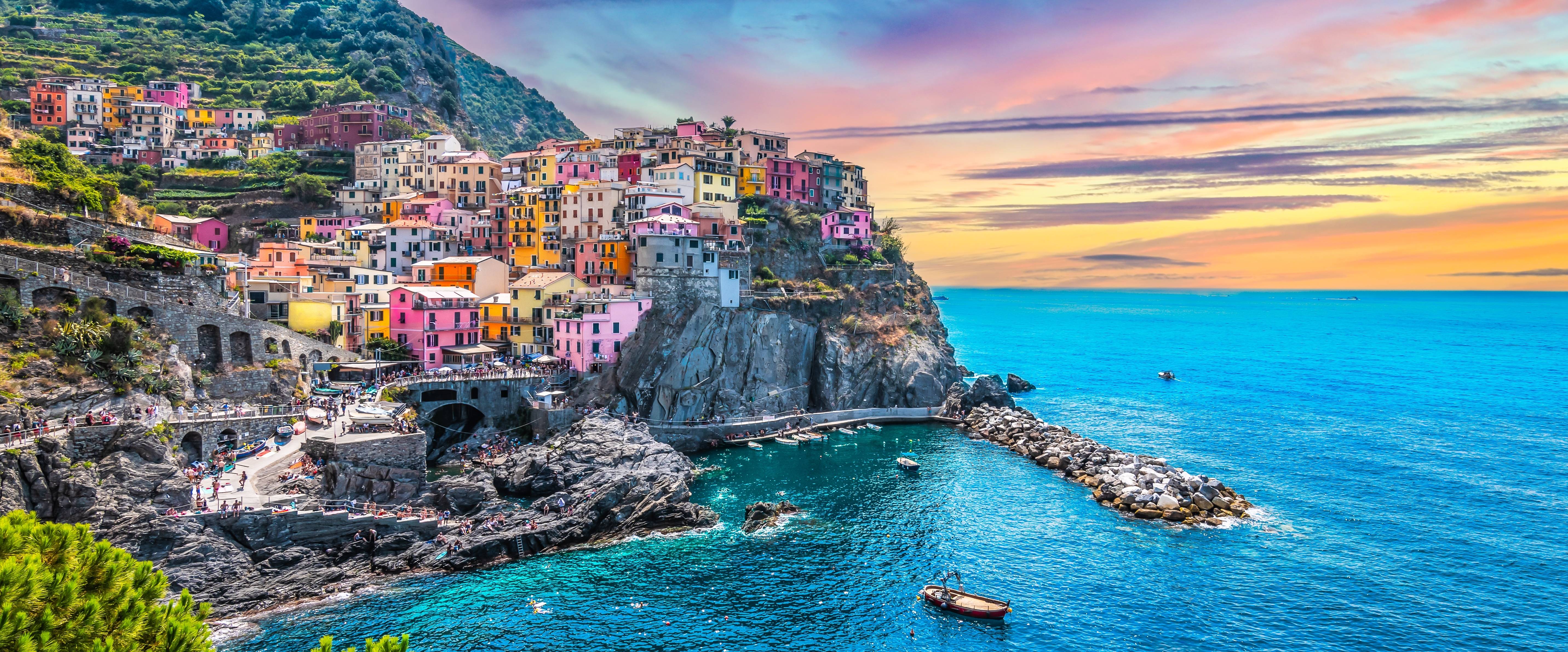 panoramic view cinque terre