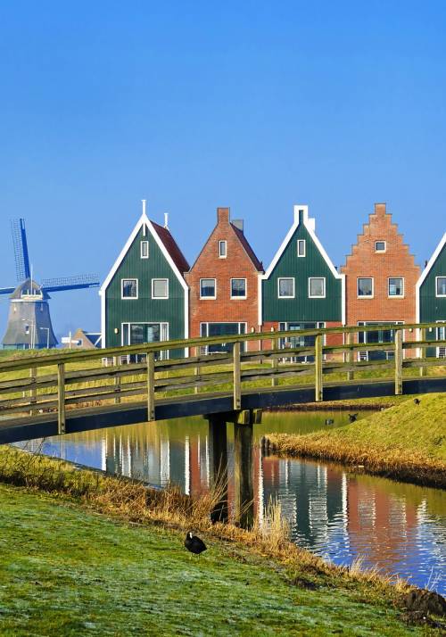 tre case colorate a volendam